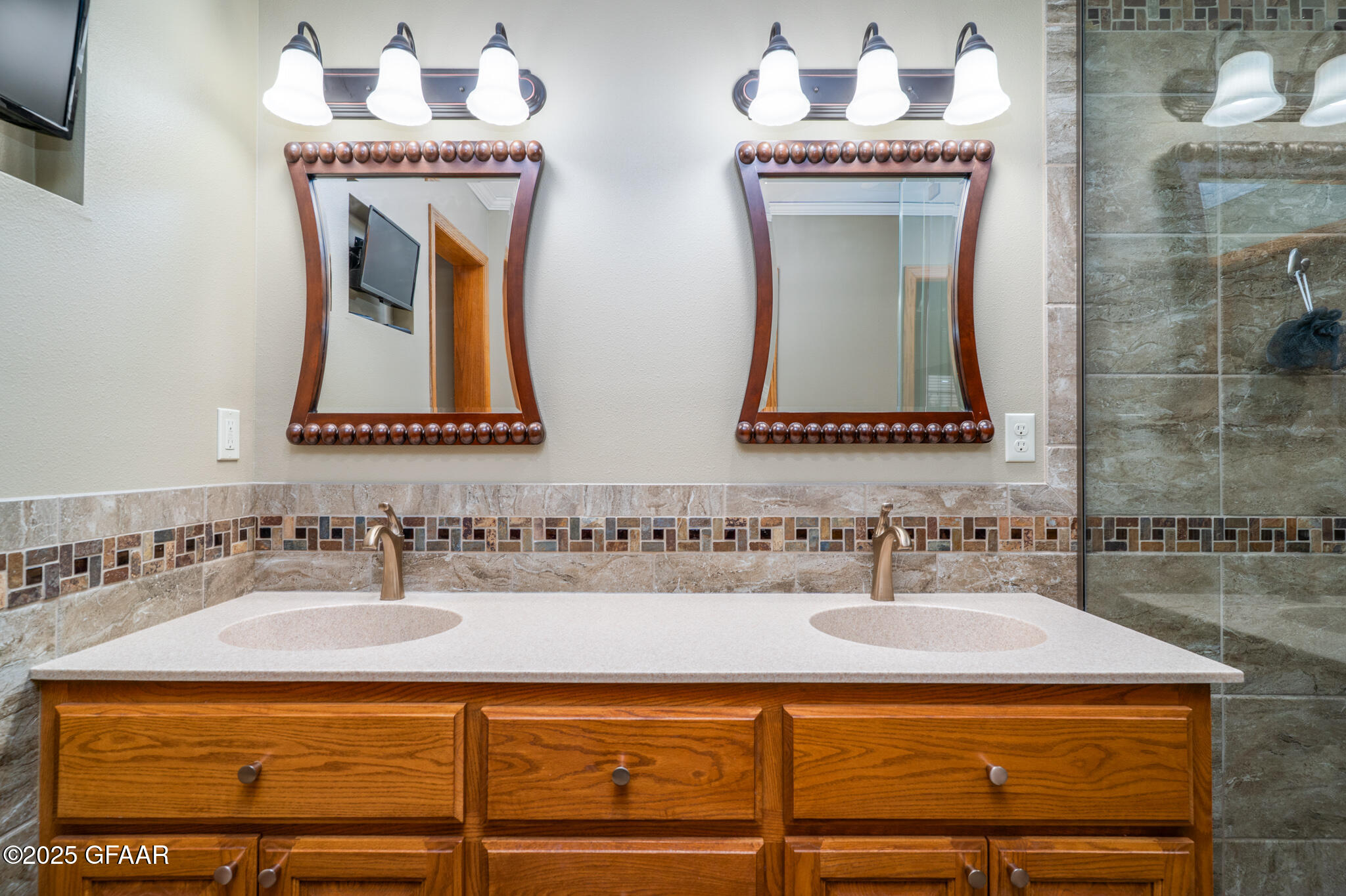 3166 DESERT STAR Lane