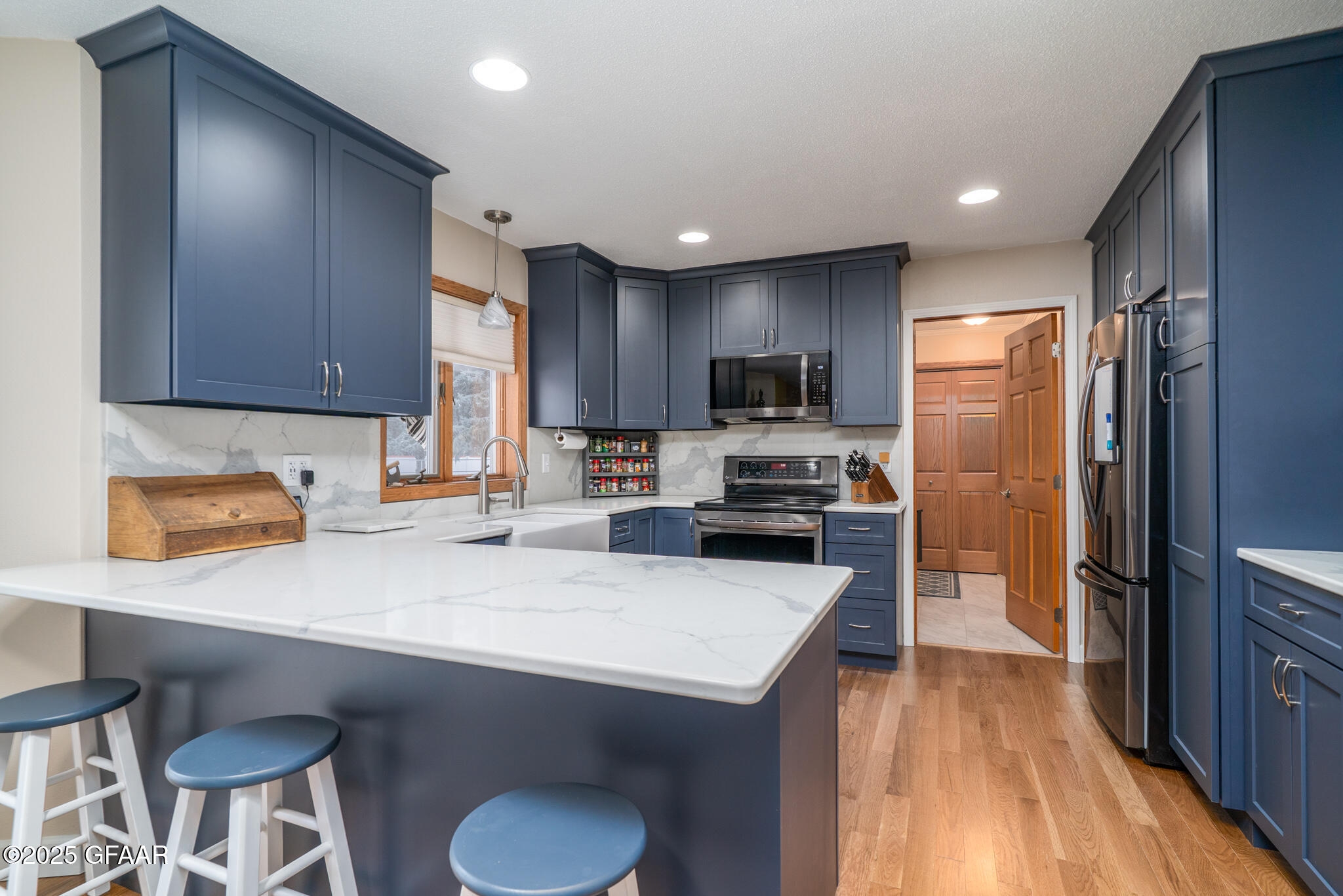 3166 DESERT STAR Lane