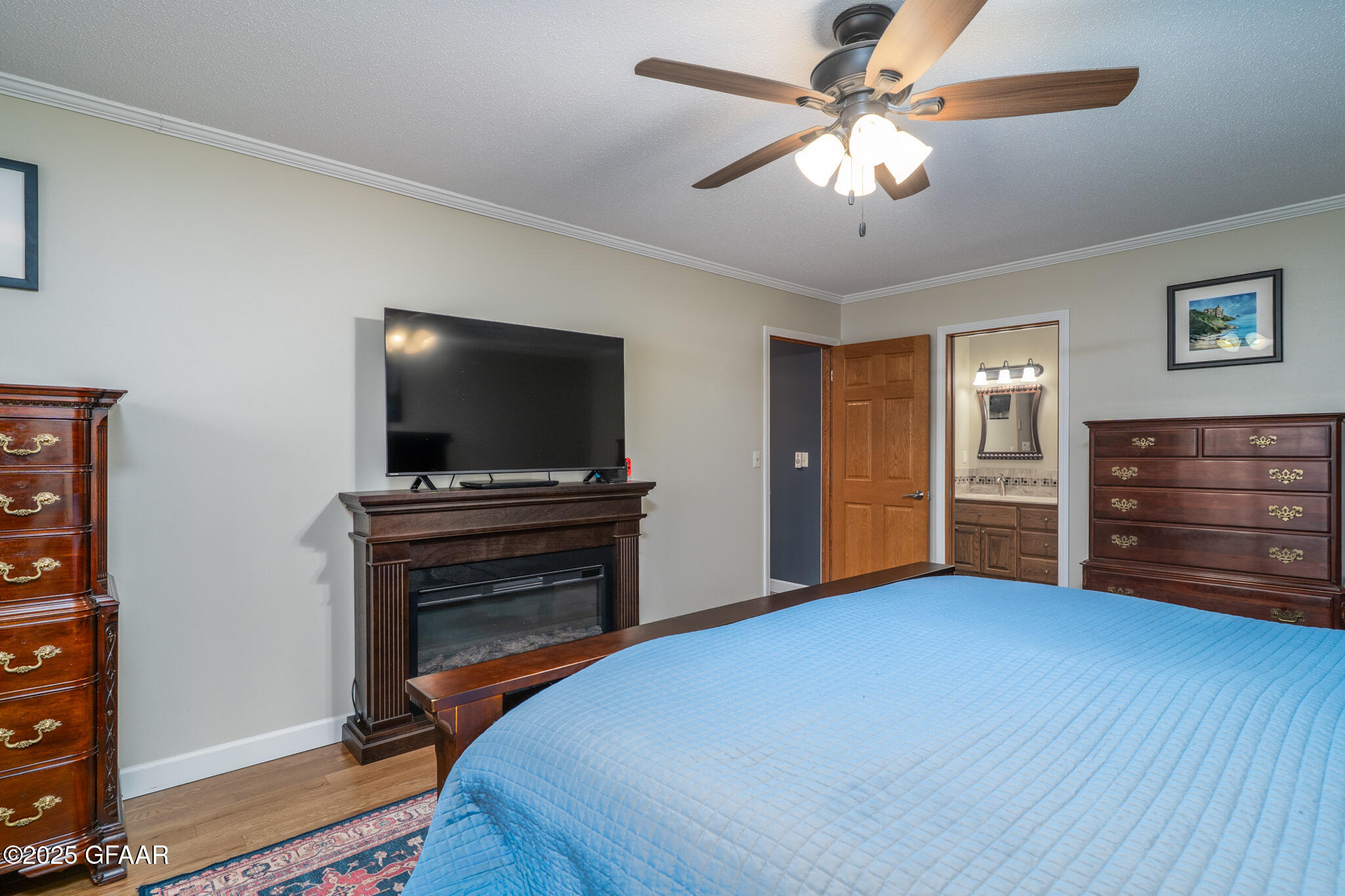 3166 DESERT STAR Lane