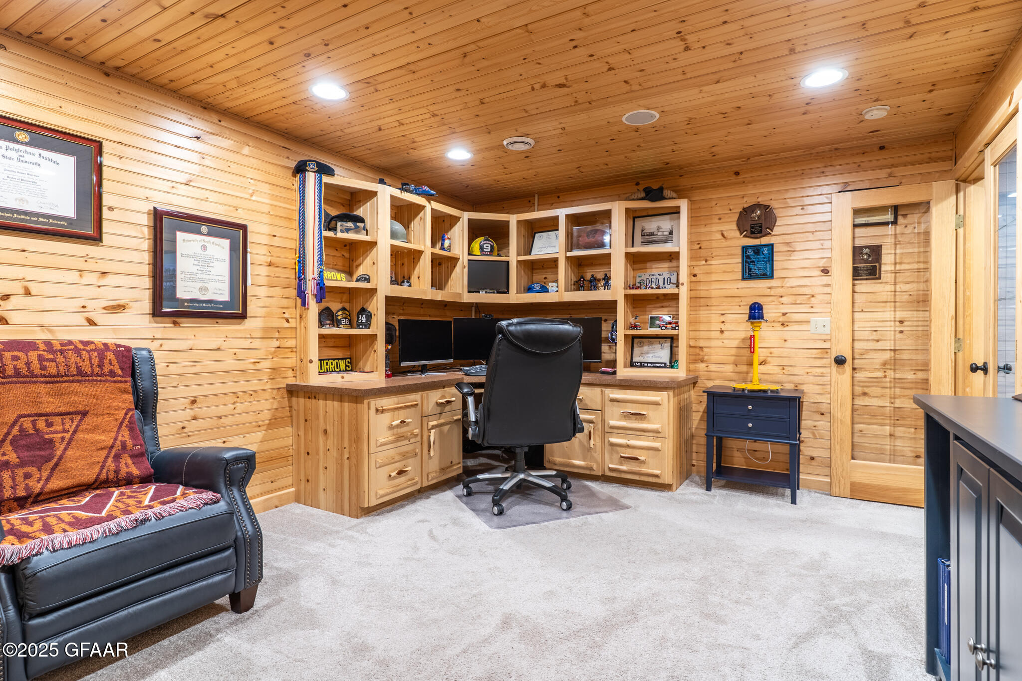 3166 DESERT STAR Lane