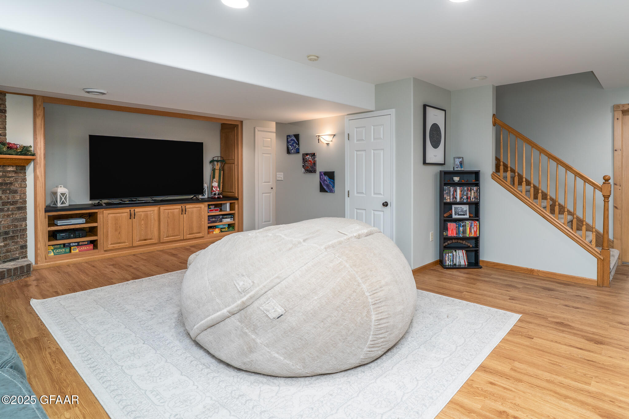 3166 DESERT STAR Lane