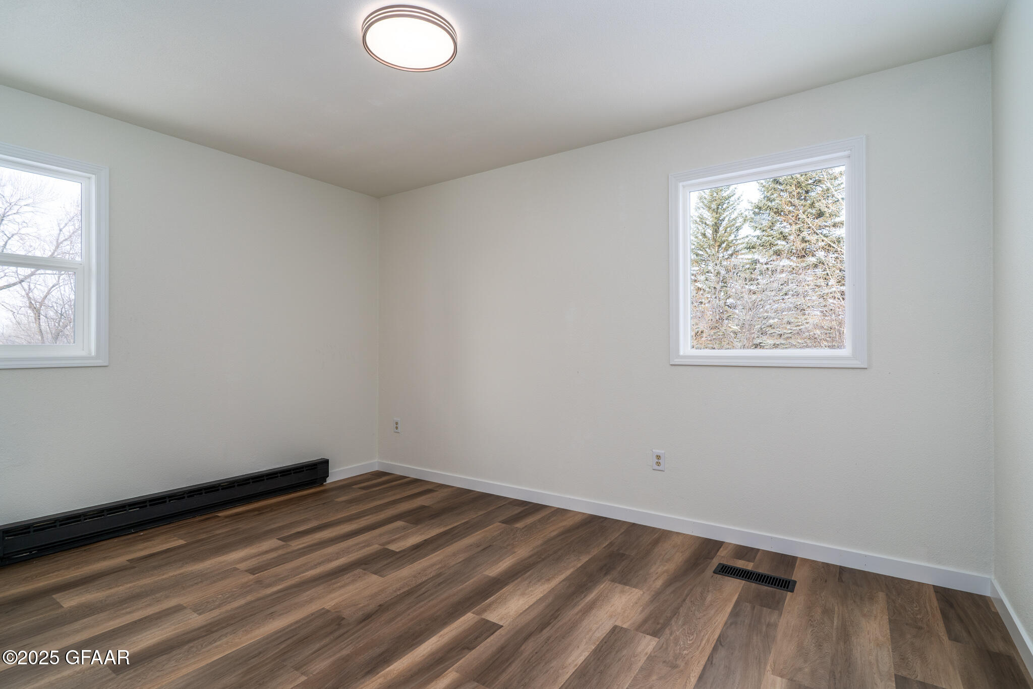 17052 15TH Street NE