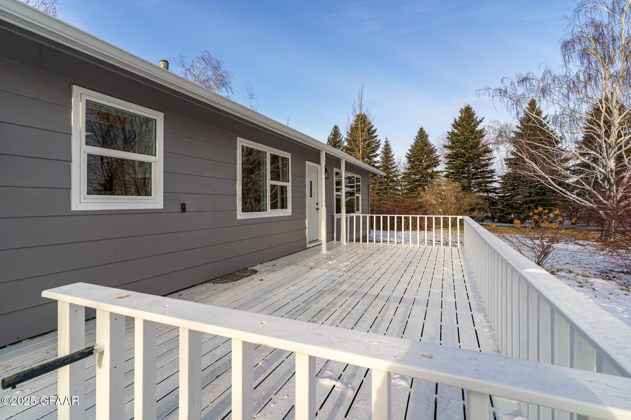 17052 15TH Street NE