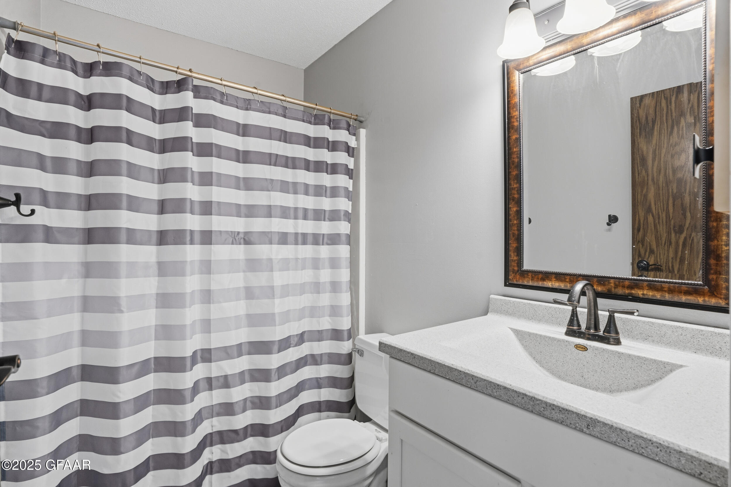 3720 CHERRY Street, M50