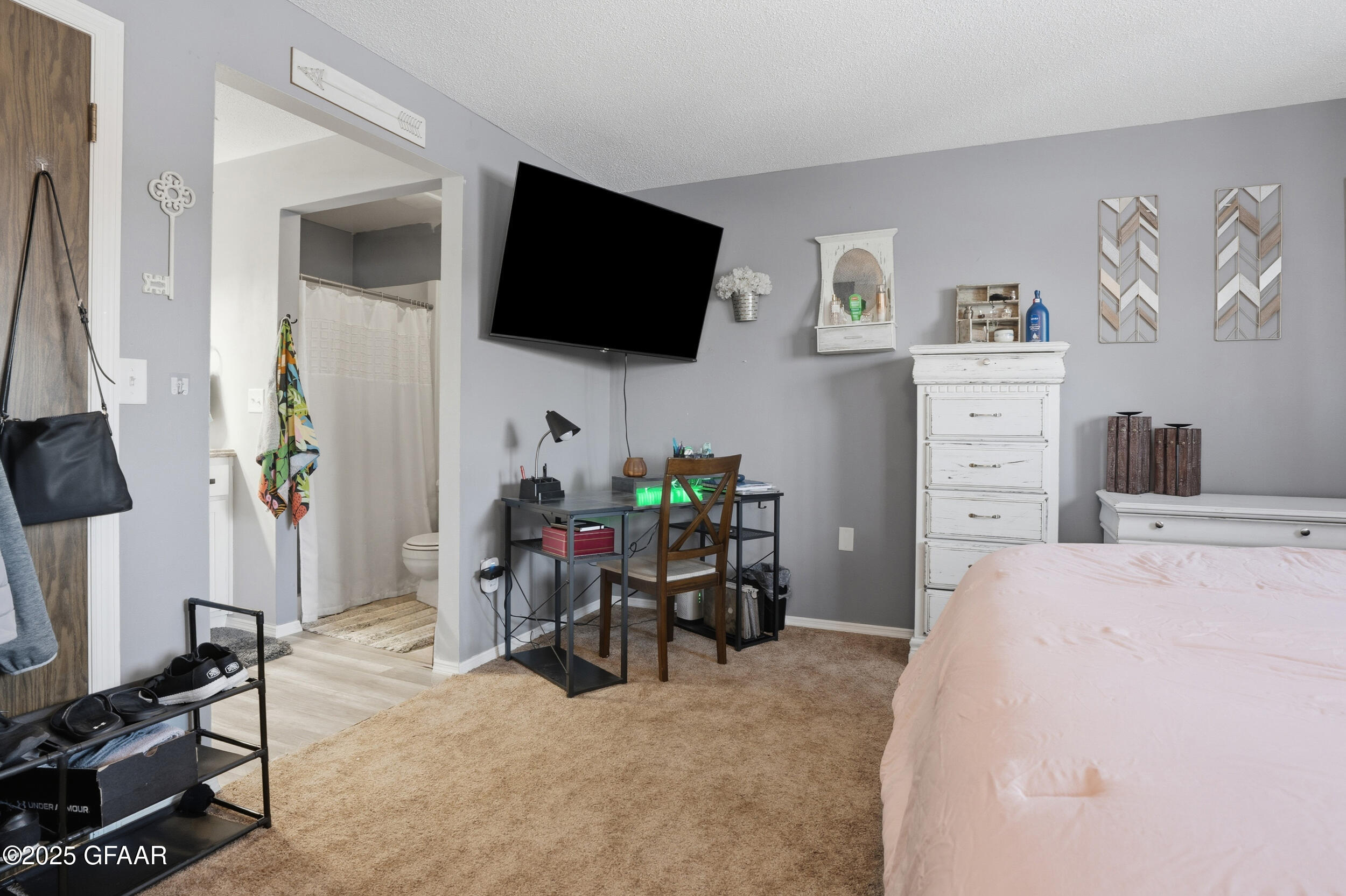 3720 CHERRY Street, M50