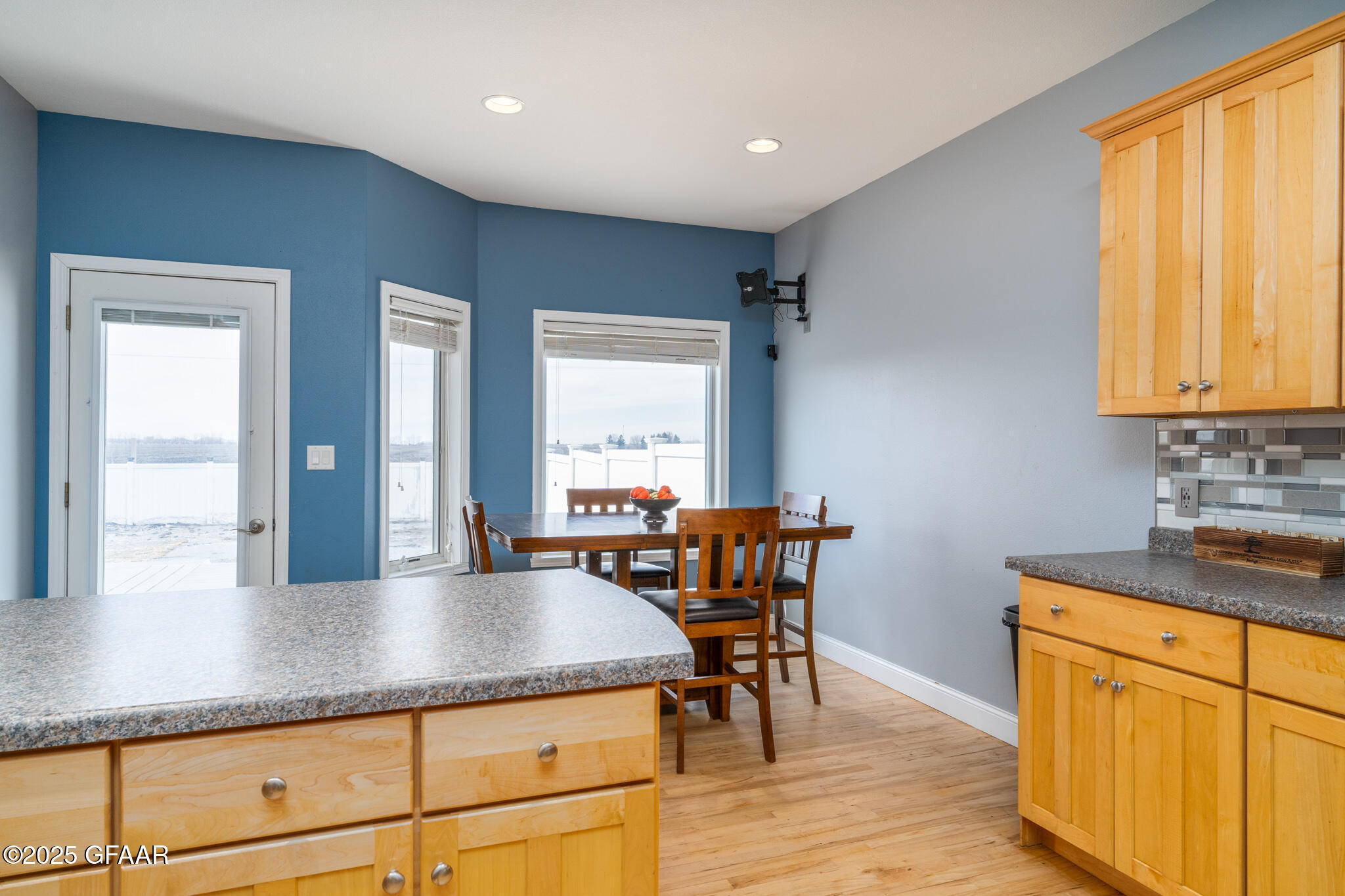 5596 CYPRESS POINT Drive