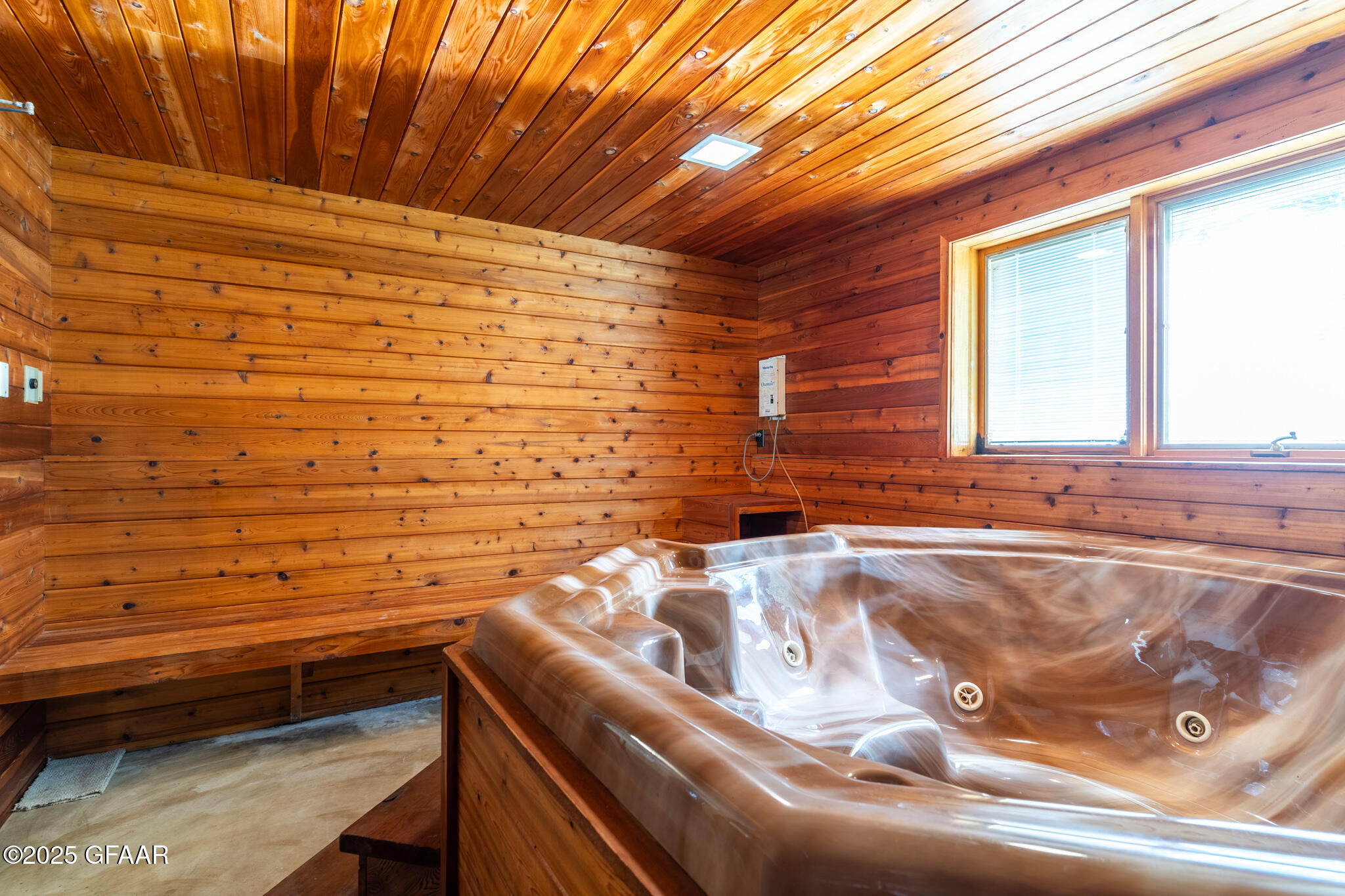 14461 CABLE LK Road SE