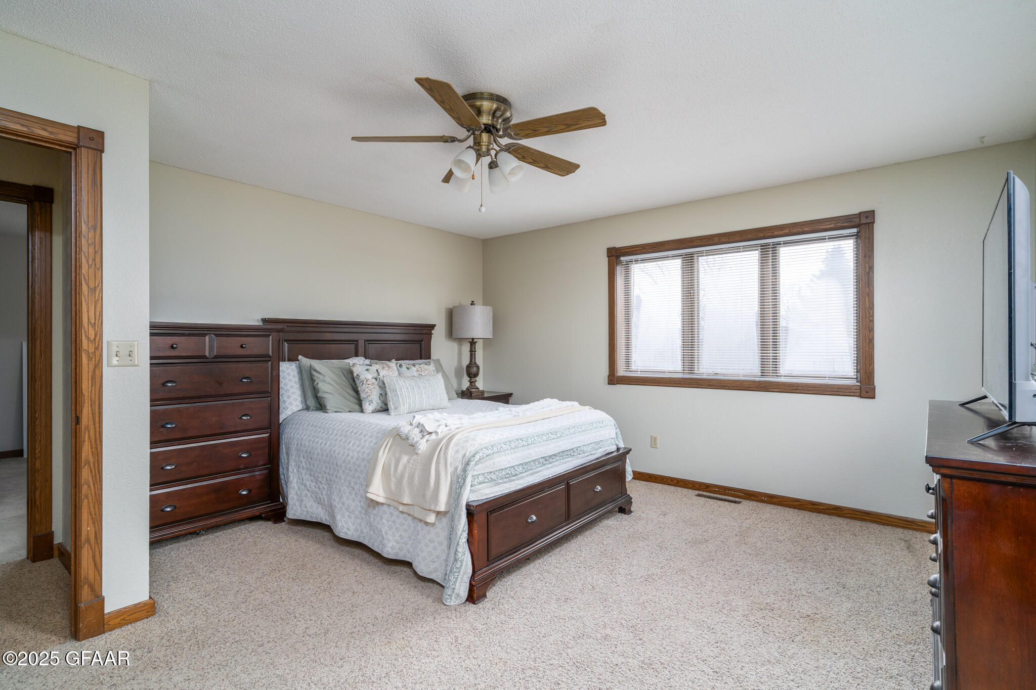 522 MAPLEWOOD Drive