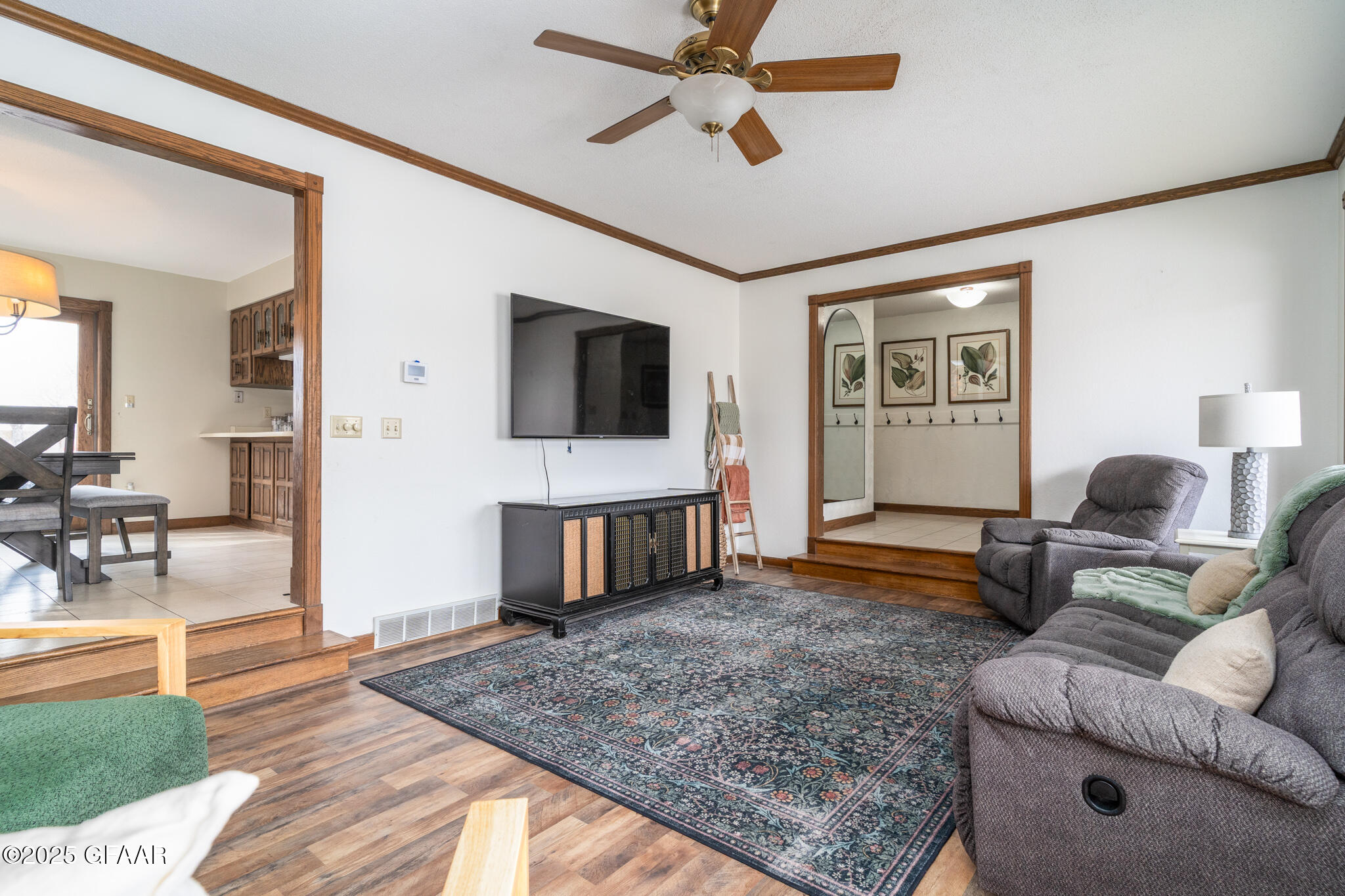 522 MAPLEWOOD Drive