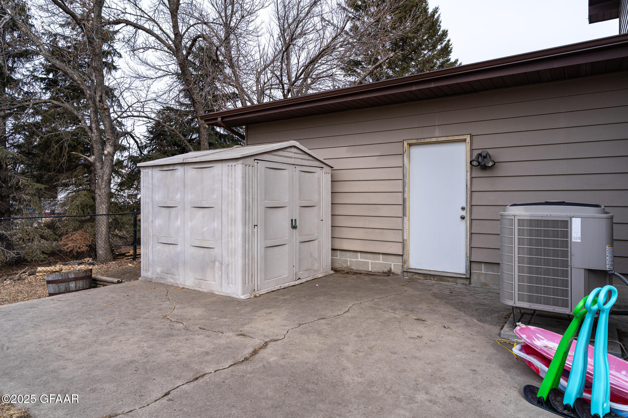 522 MAPLEWOOD Drive