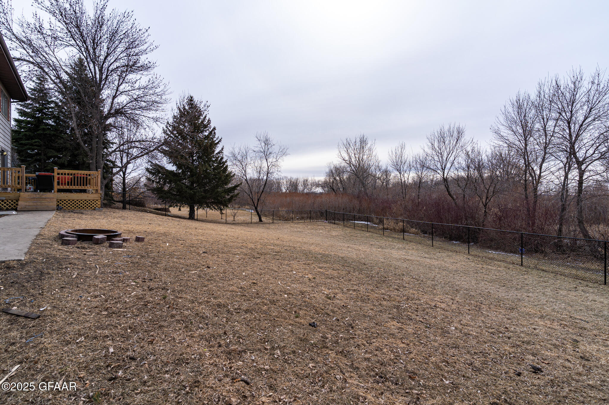 522 MAPLEWOOD Drive