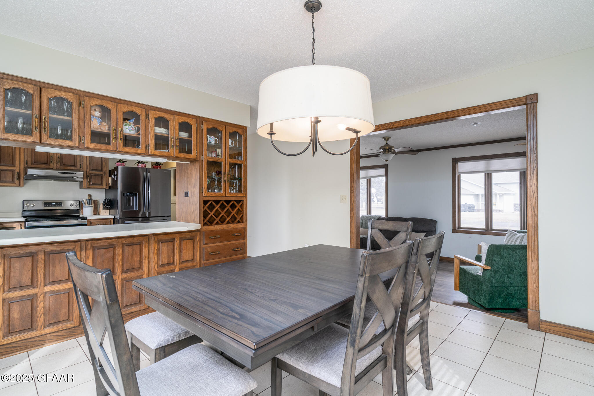 522 MAPLEWOOD Drive