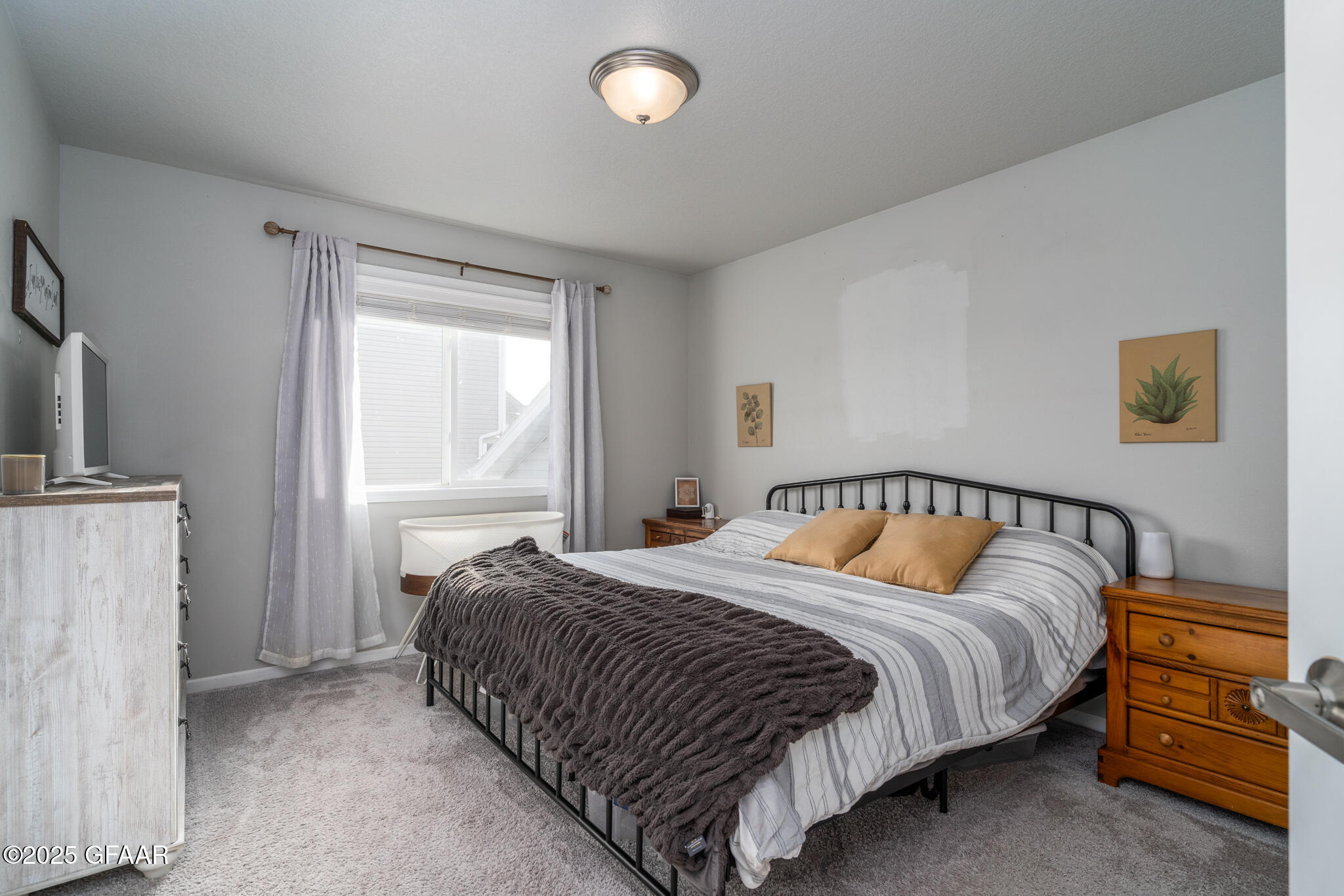 960 CEDAR BURLS Drive