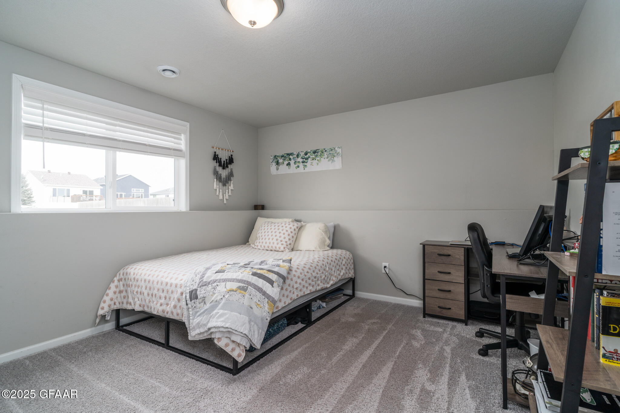960 CEDAR BURLS Drive