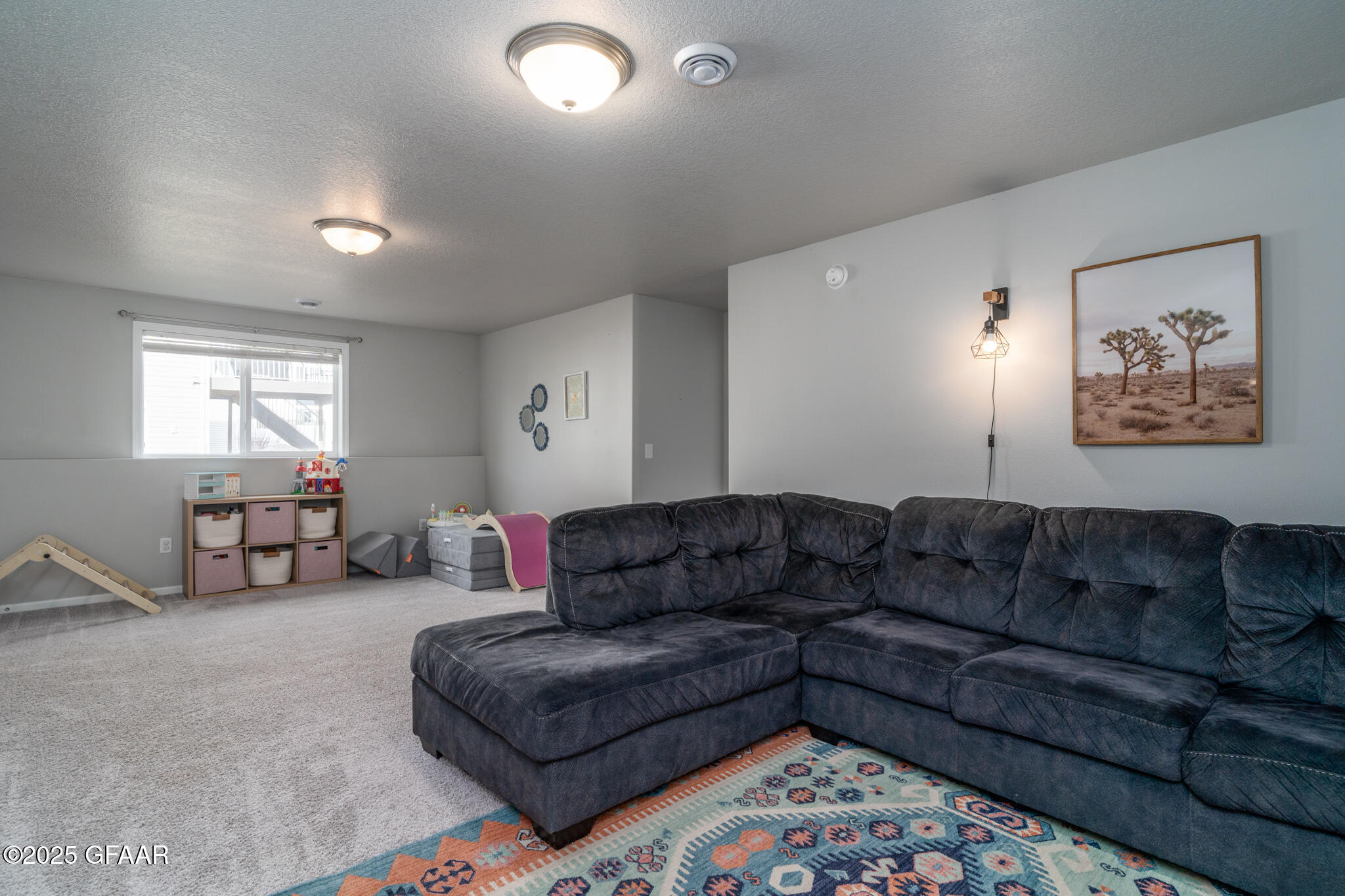 960 CEDAR BURLS Drive