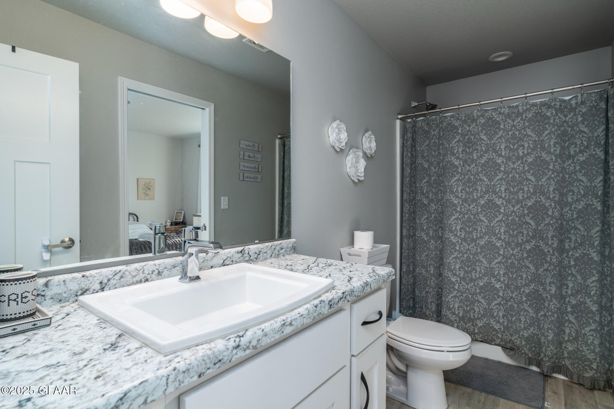 960 CEDAR BURLS Drive