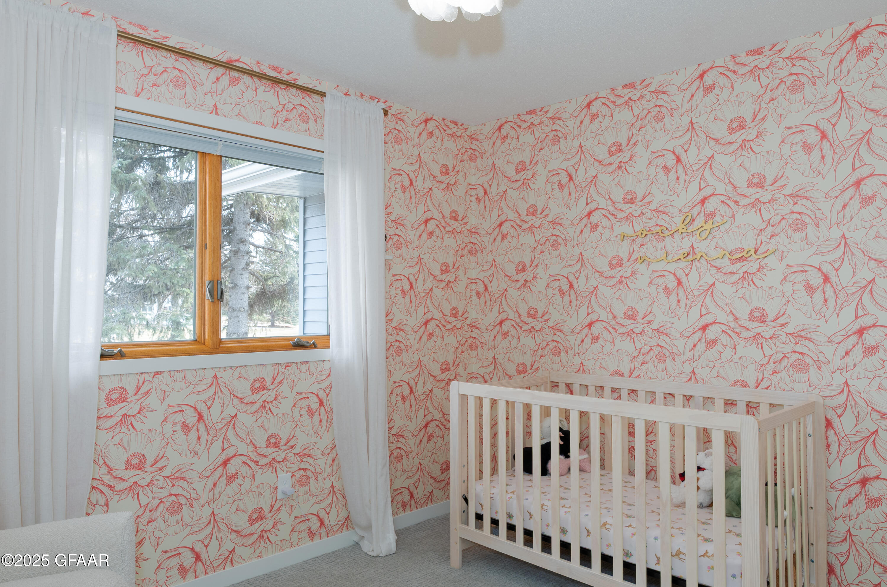 3002 WEST ELMWOOD Drive