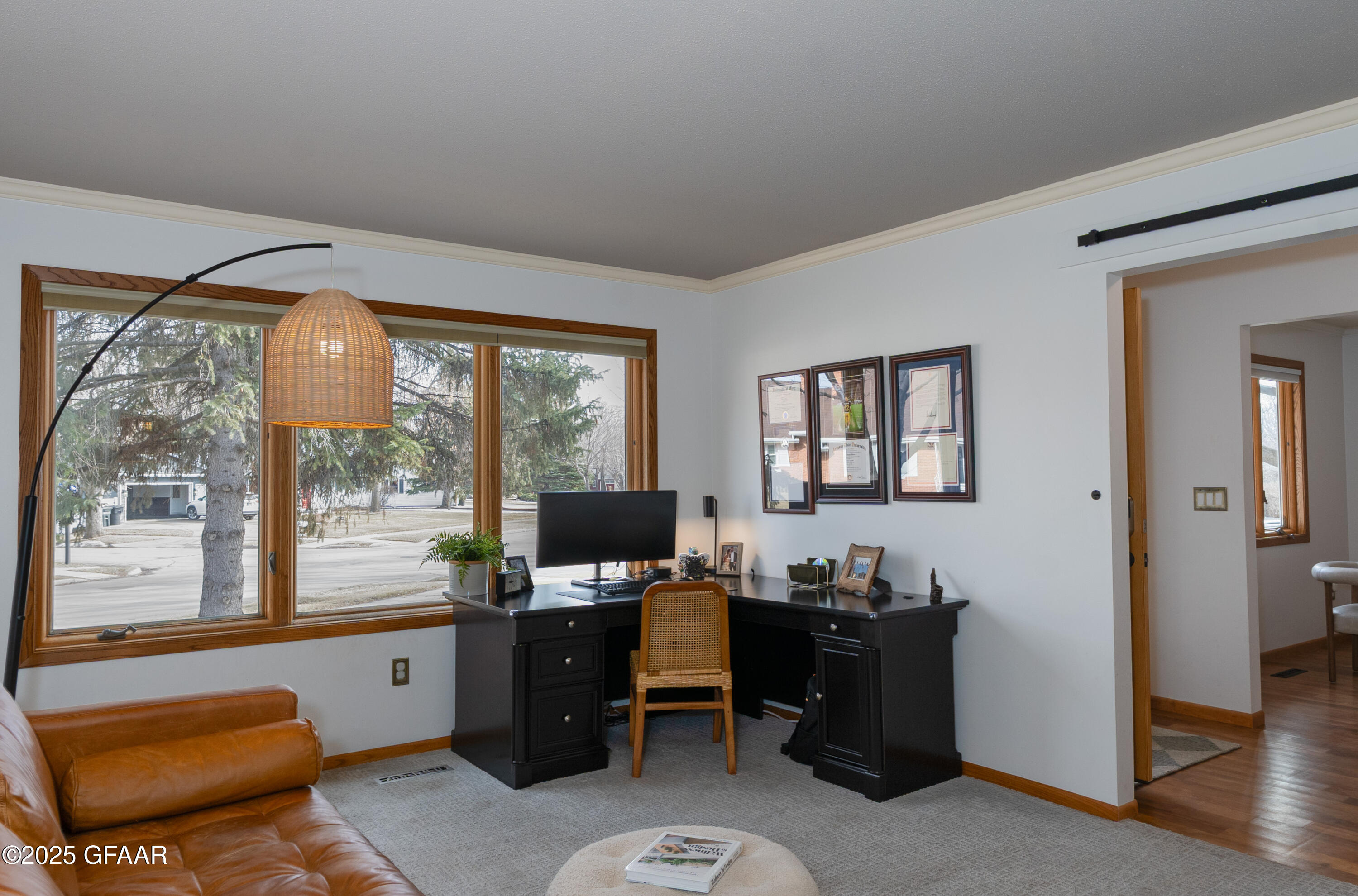 3002 WEST ELMWOOD Drive