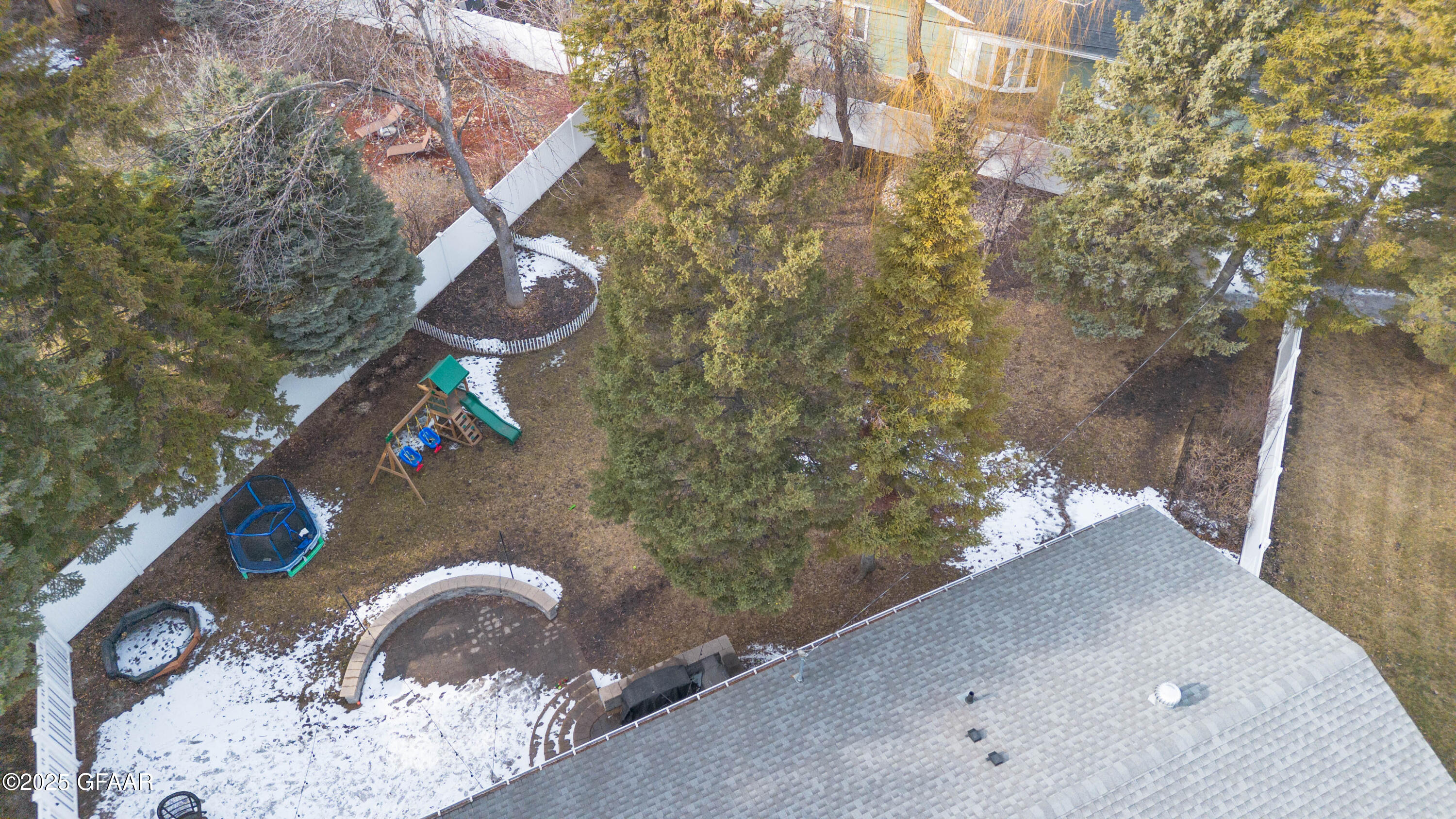 3002 WEST ELMWOOD Drive