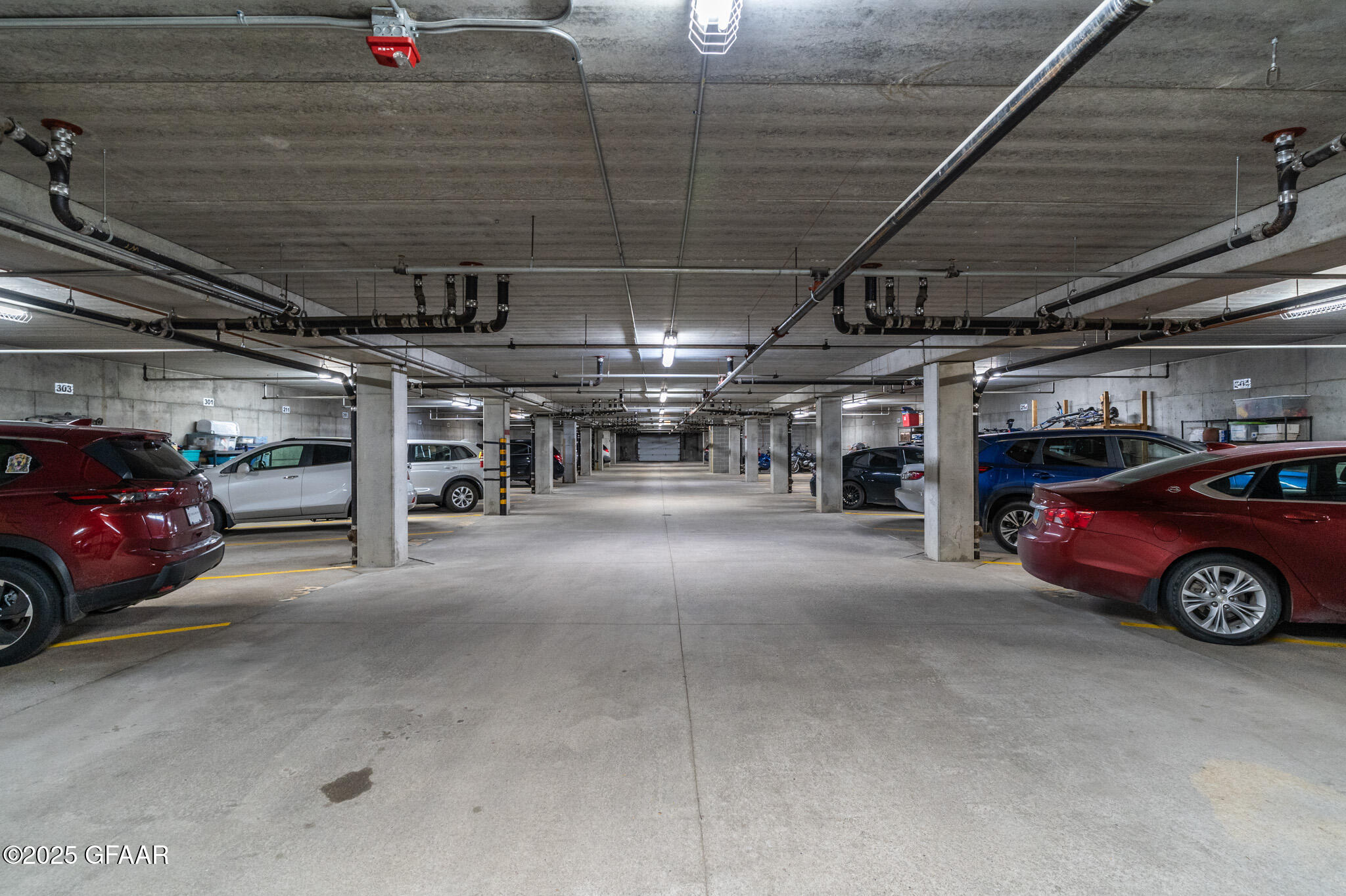 4600 WASHINGTON Street S, 123