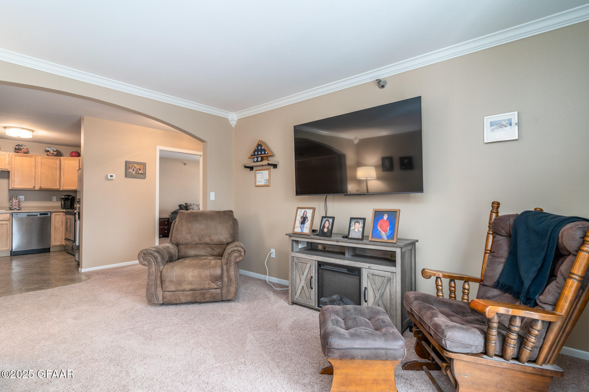 4600 WASHINGTON Street S, 123