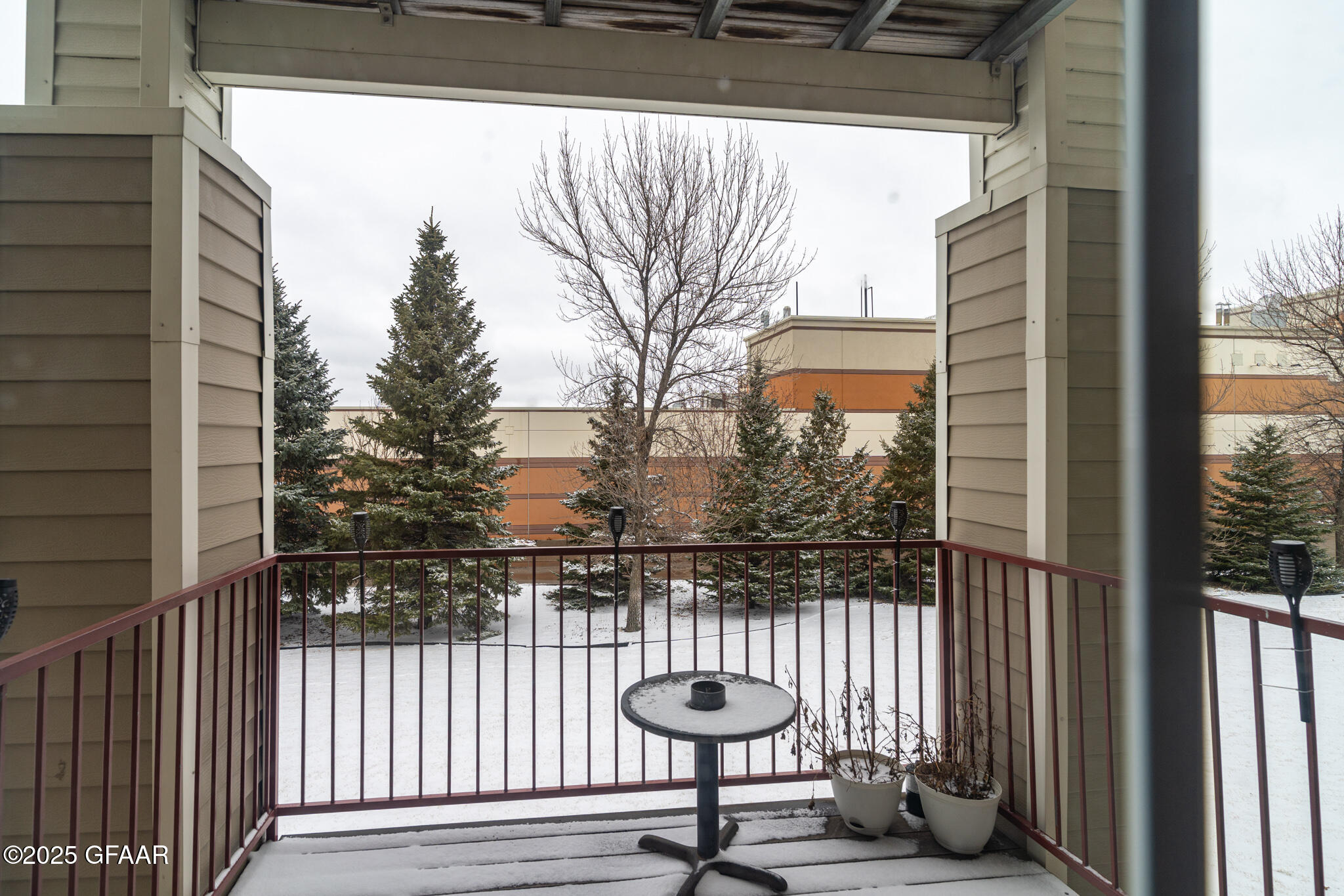 4600 WASHINGTON Street S, 123