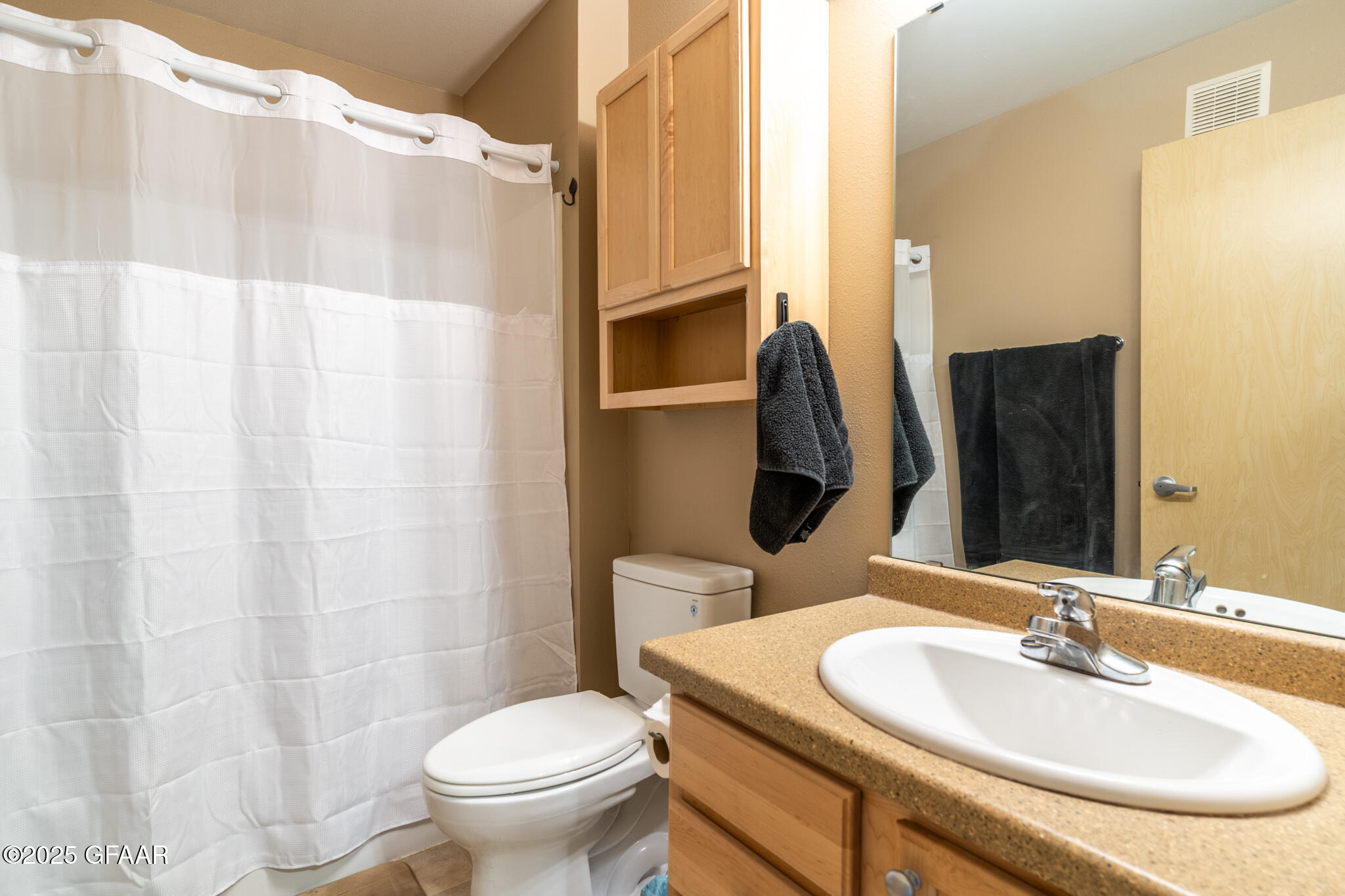 4600 WASHINGTON Street S, 123