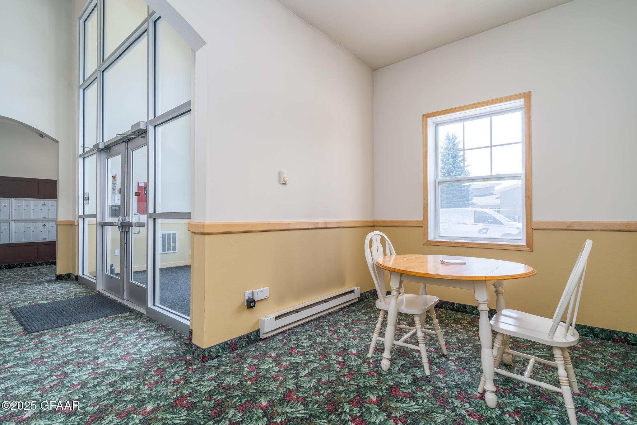 4600 WASHINGTON Street S, 123