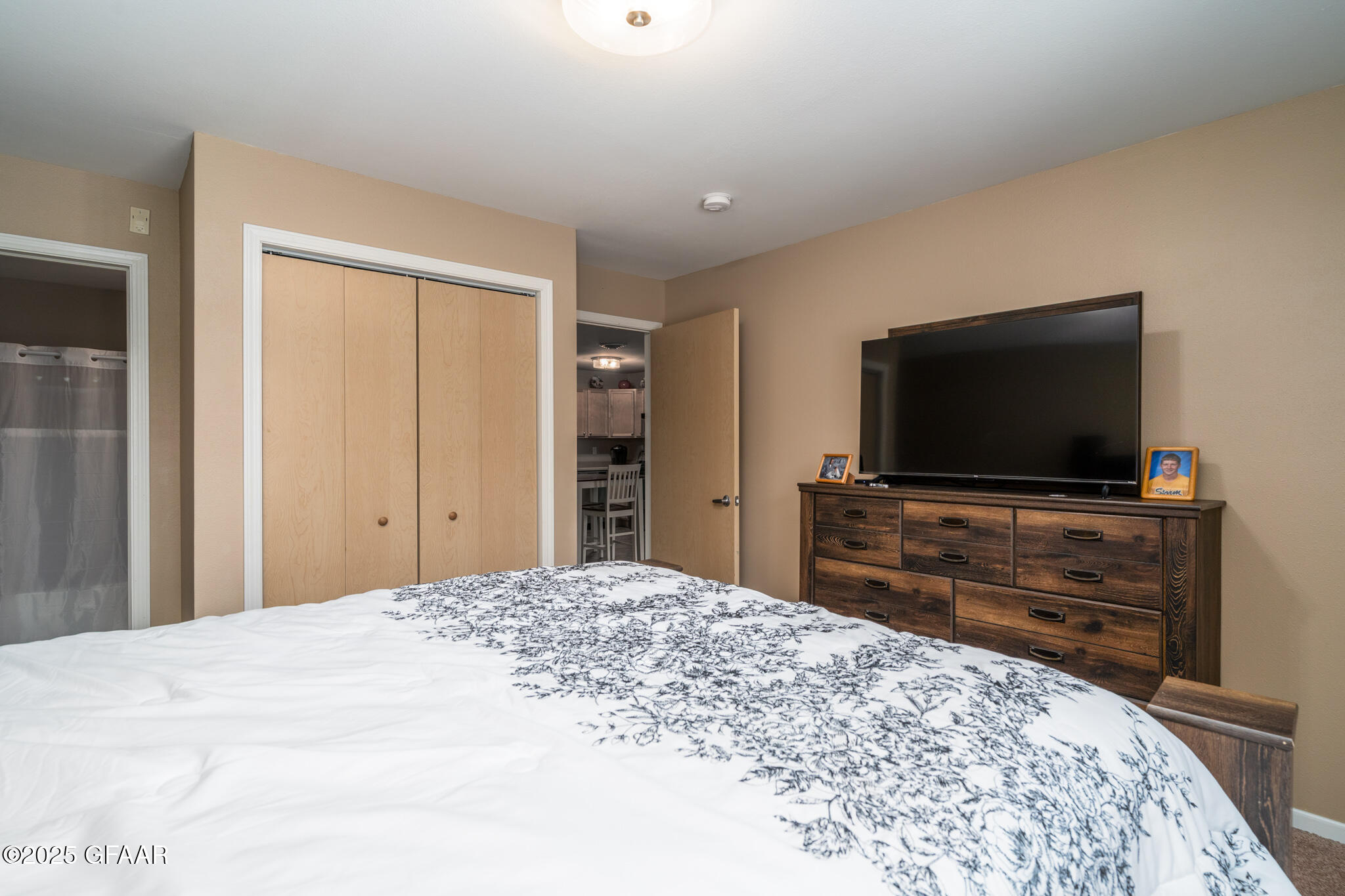 4600 WASHINGTON Street S, 123