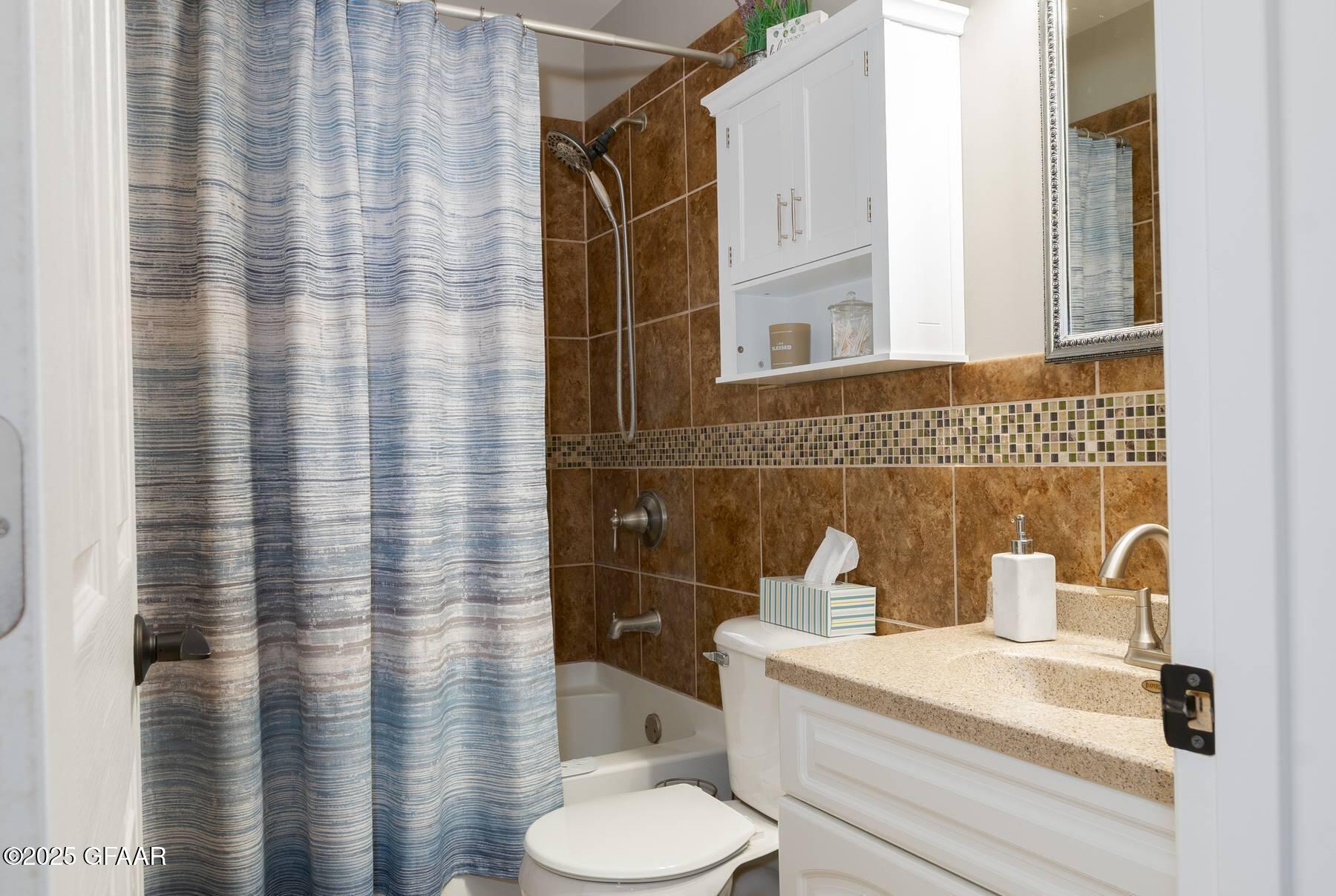 23271 425TH Avenue SW