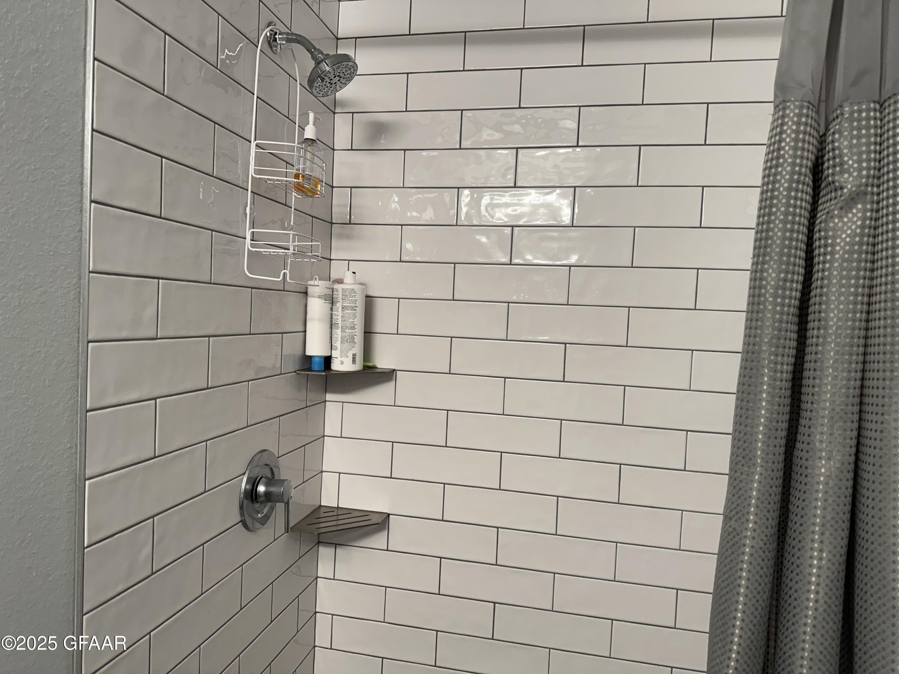 3510 CHERRY Street, C8