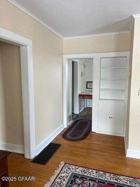 216 6TH Avenue S