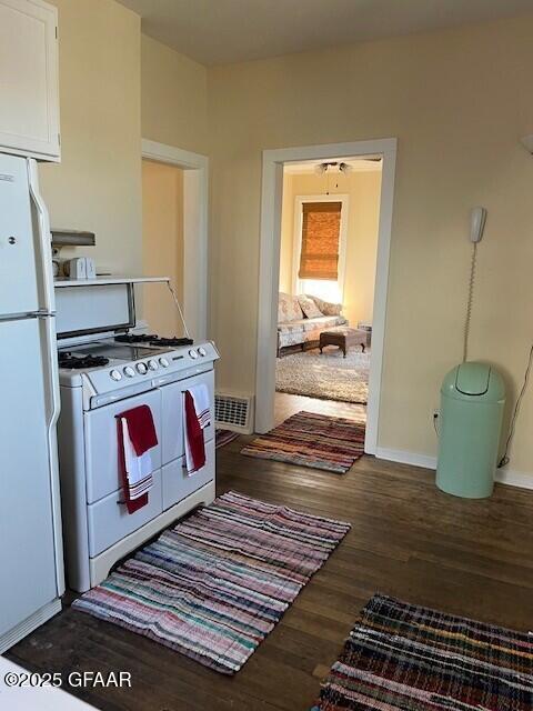216 6TH Avenue S