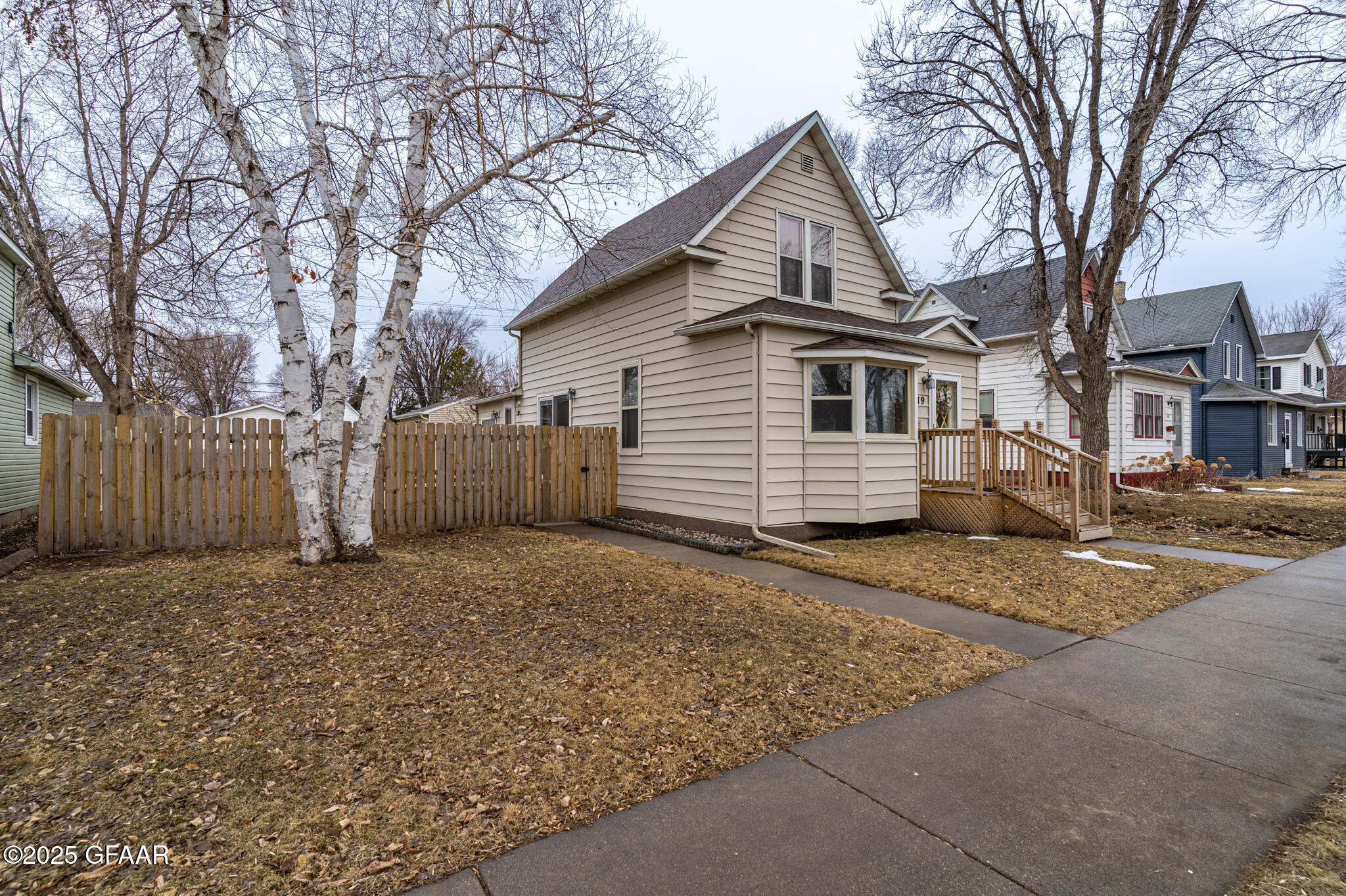 719 5TH Street N