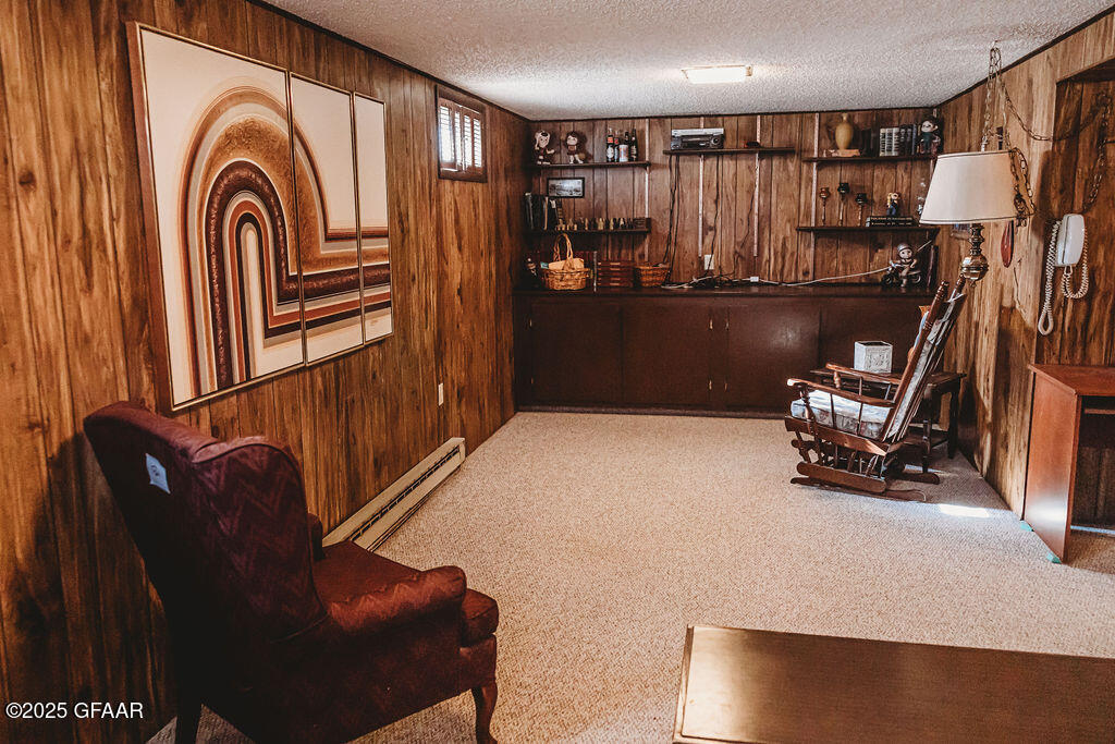 423 EMMERLING Circle