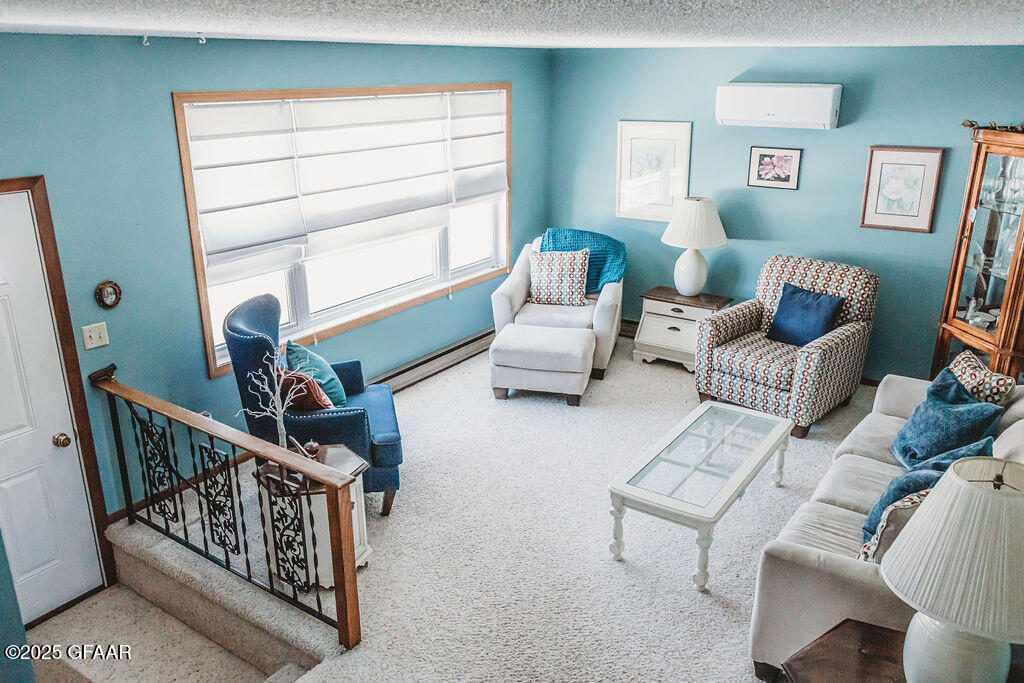 423 EMMERLING Circle