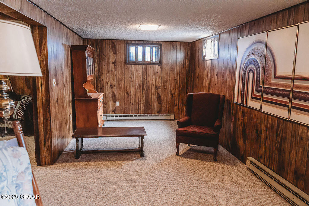423 EMMERLING Circle