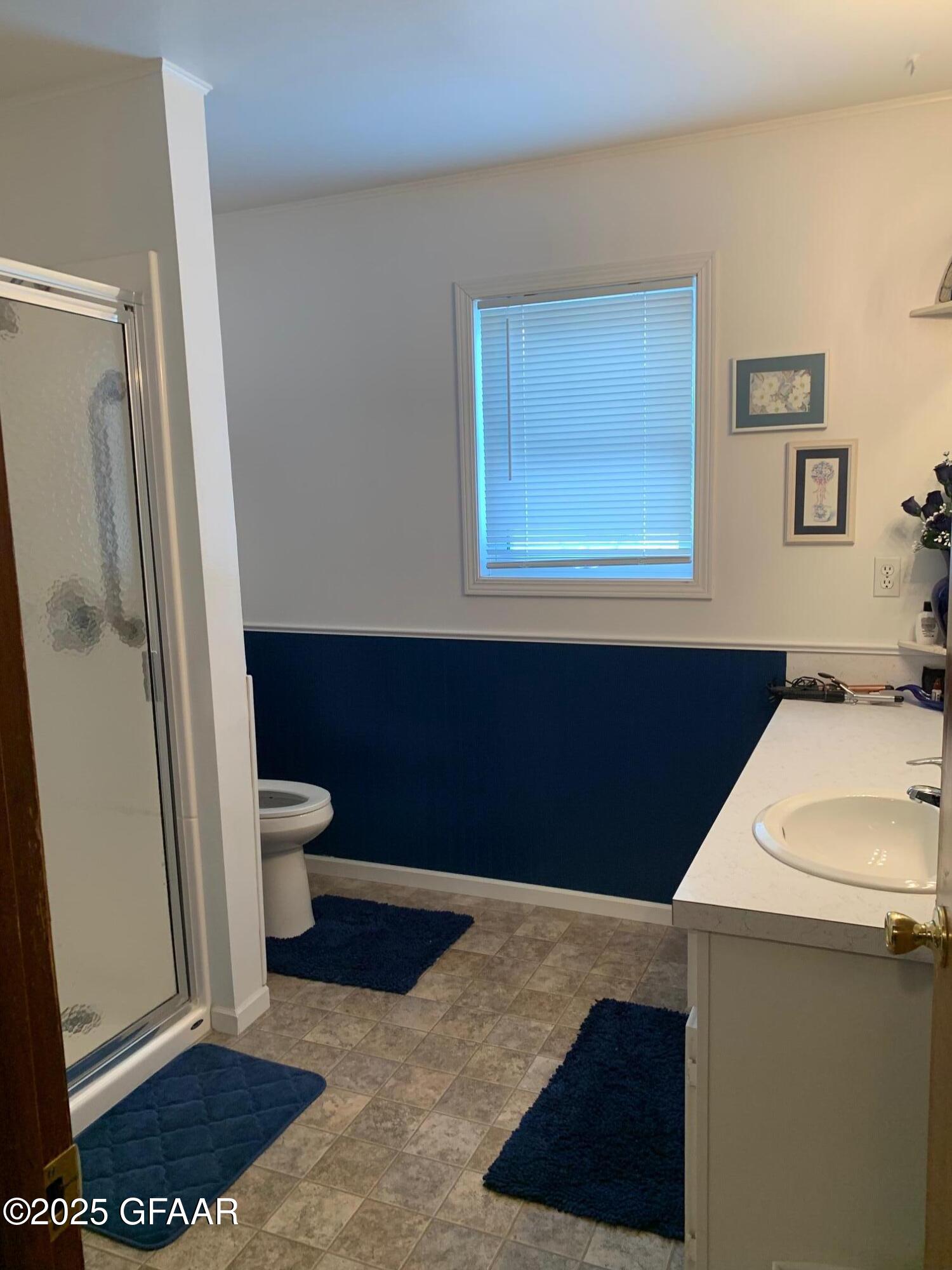 423 EMMERLING Circle