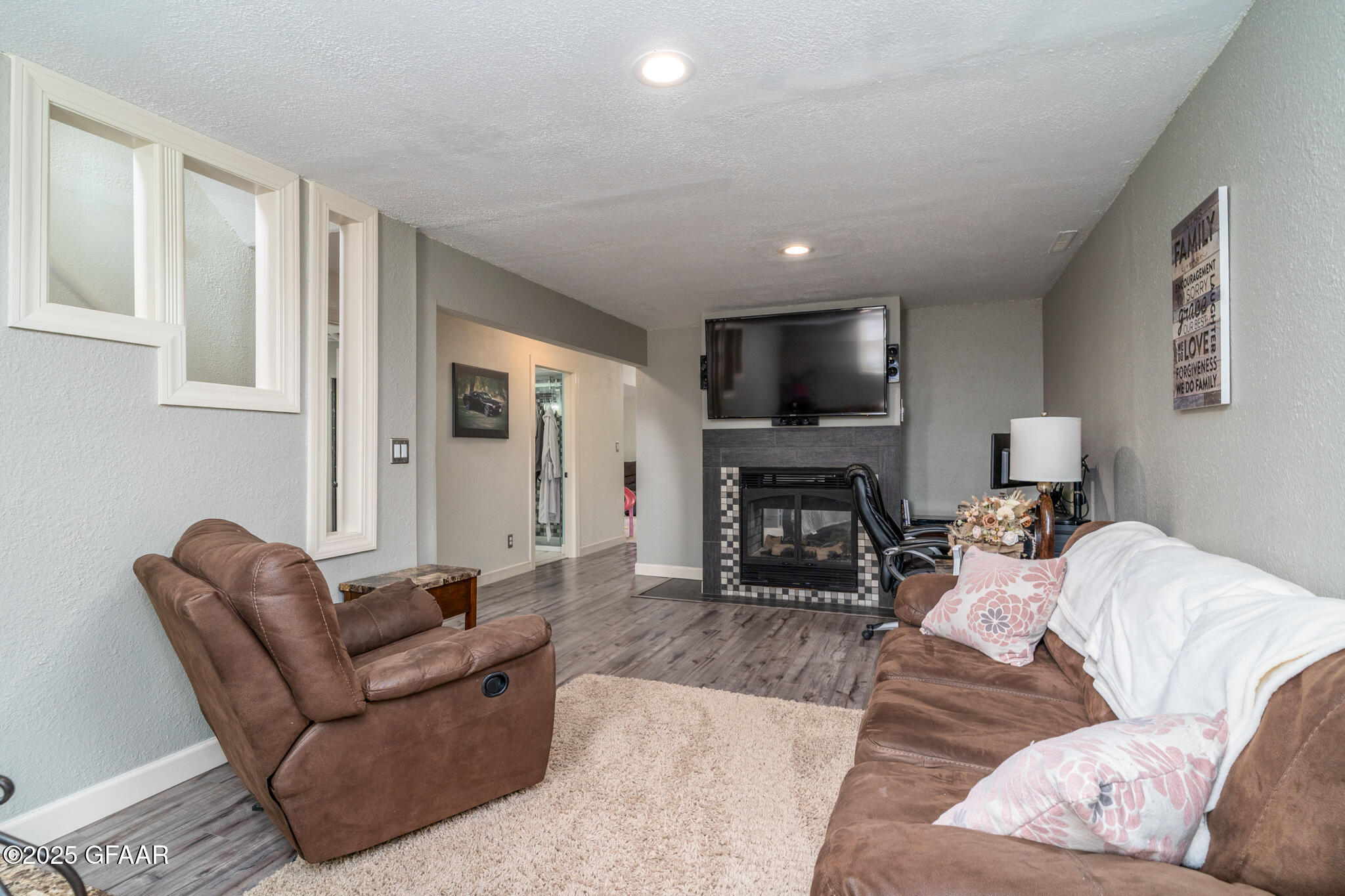 1410 RIDER Road
