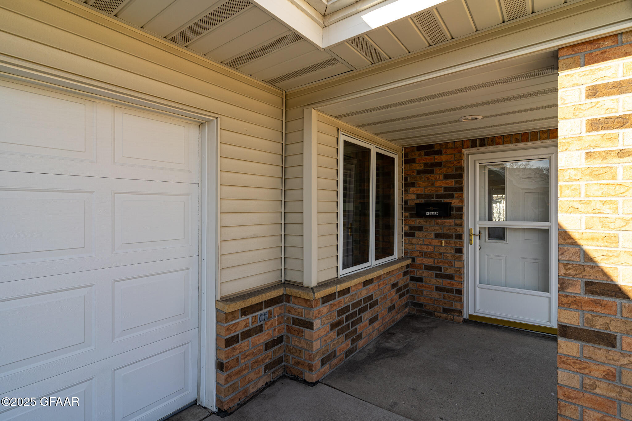 2049 26TH Avenue S, A