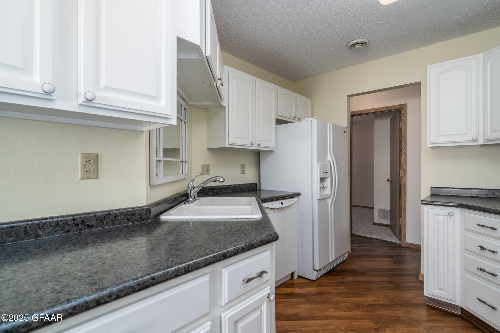 2049 26TH Avenue S, A