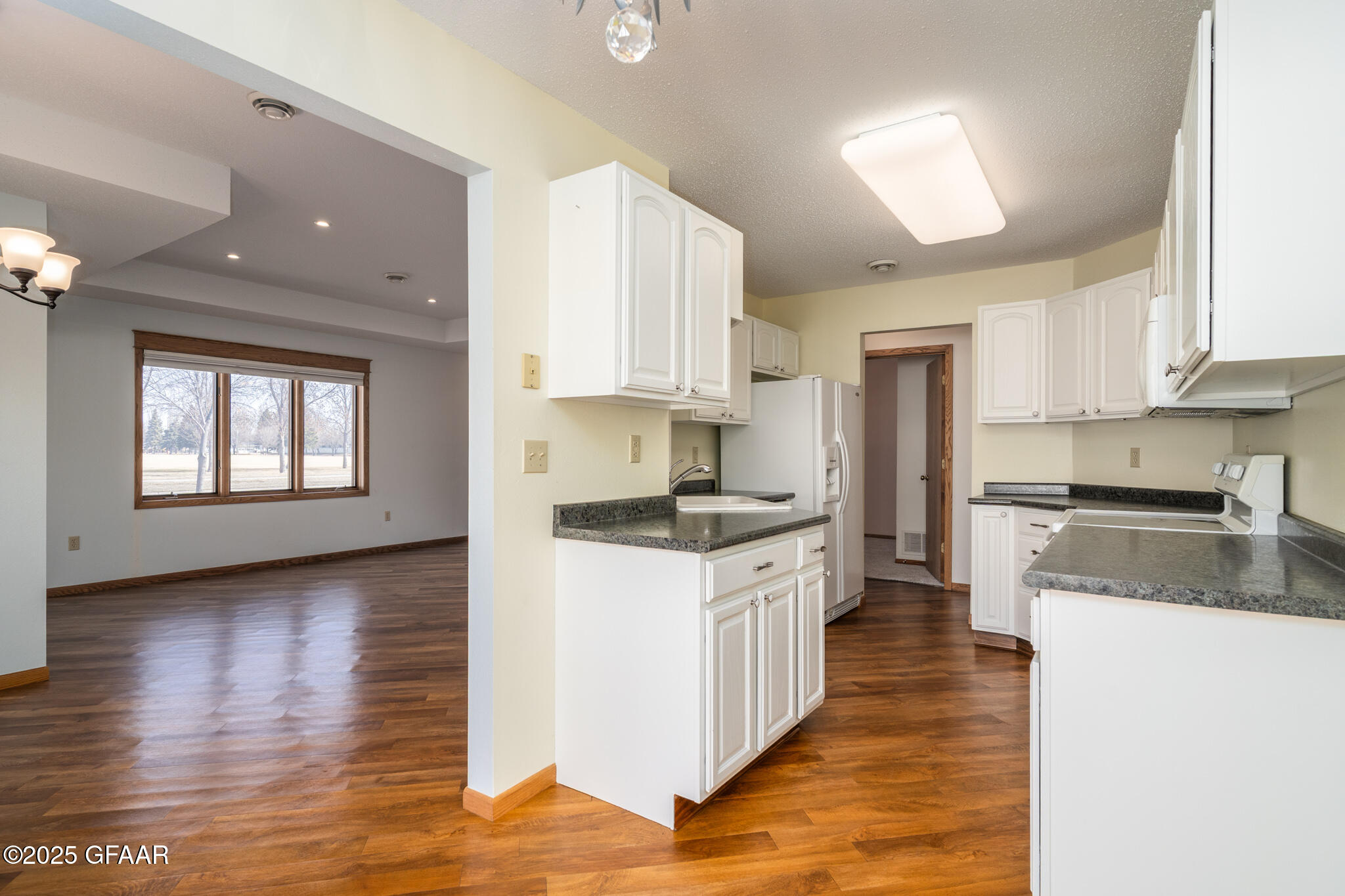 2049 26TH Avenue S, A