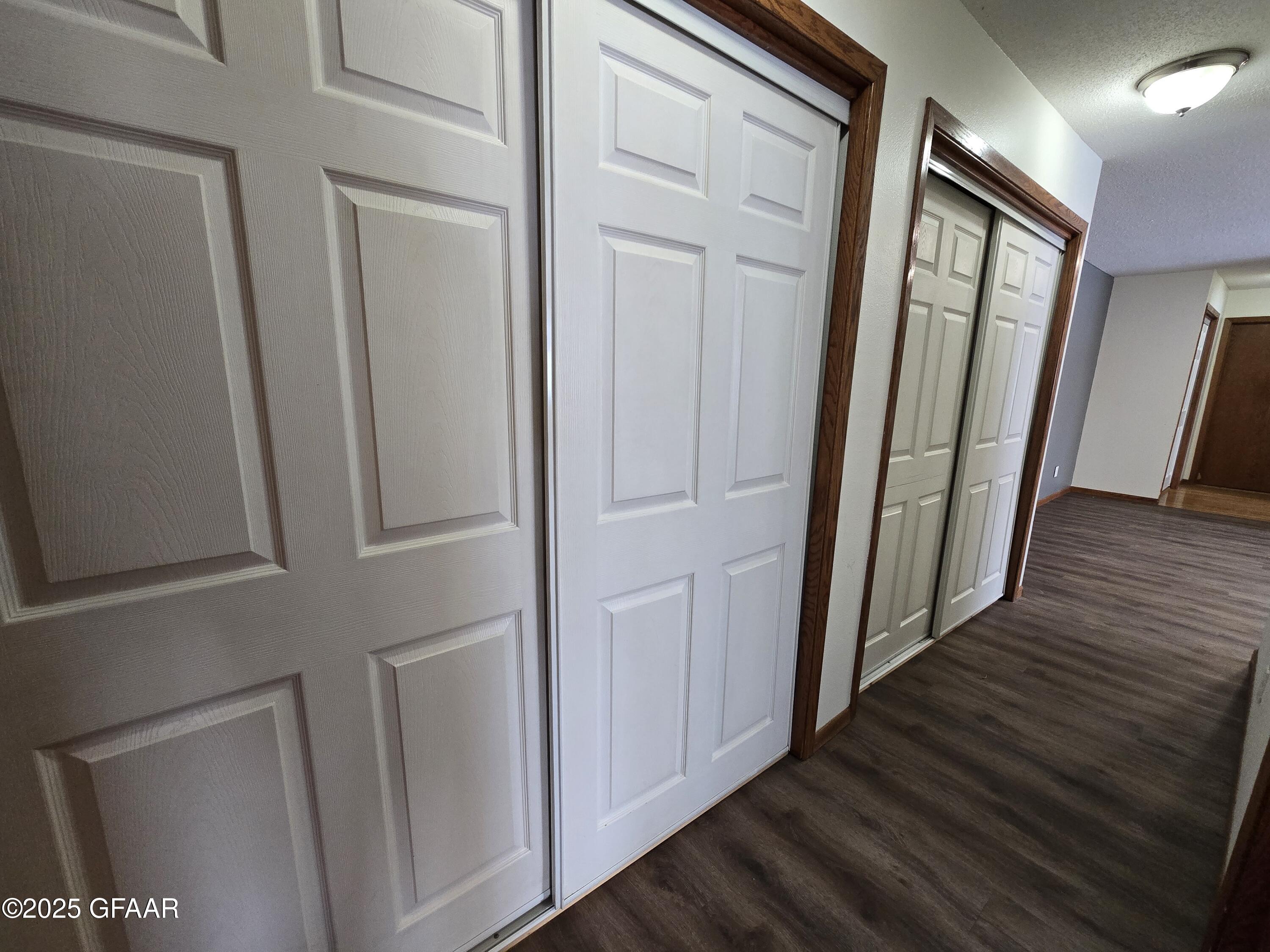 2325 LIBRARY Lane, 12