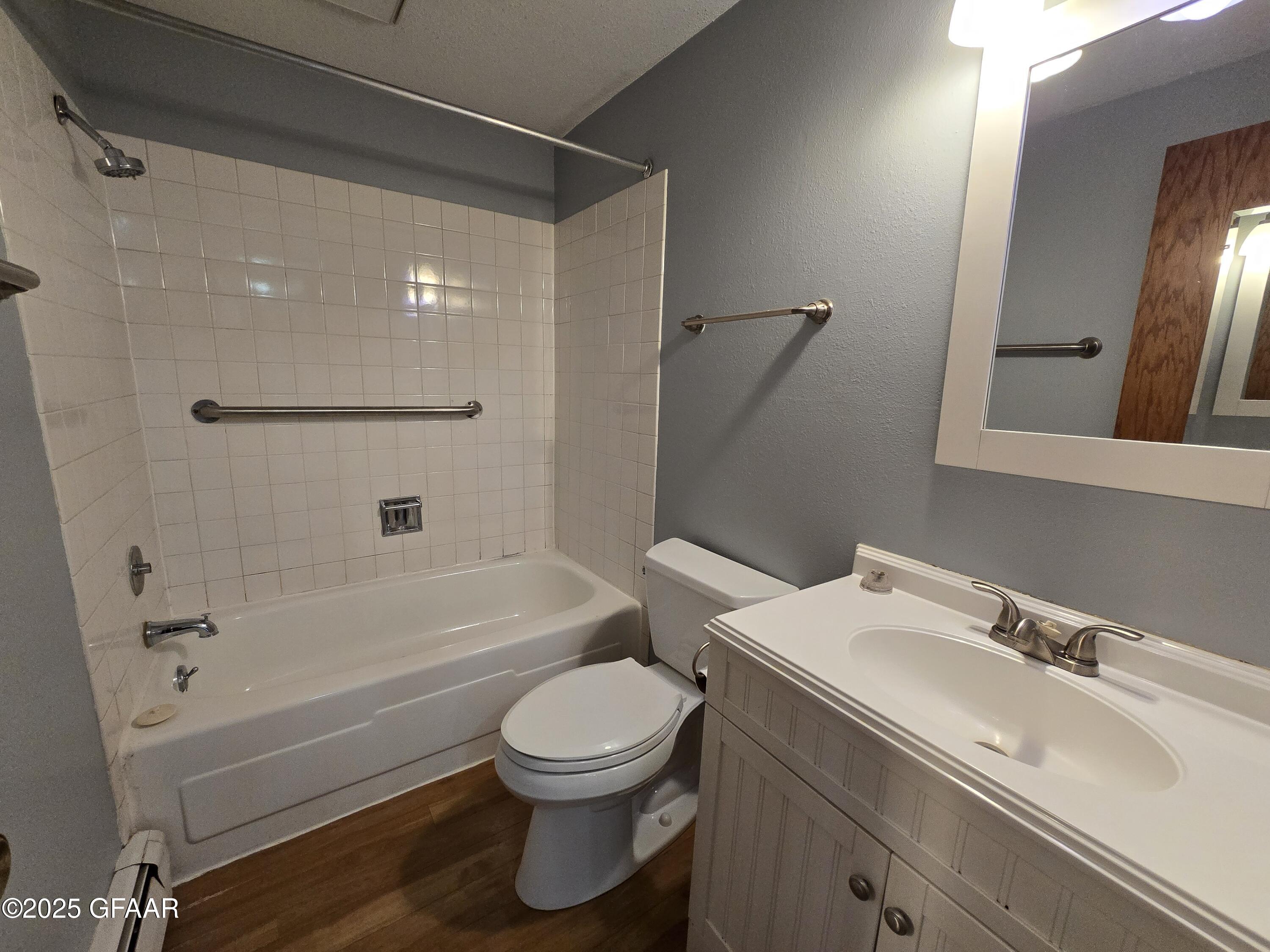 2325 LIBRARY Lane, 12