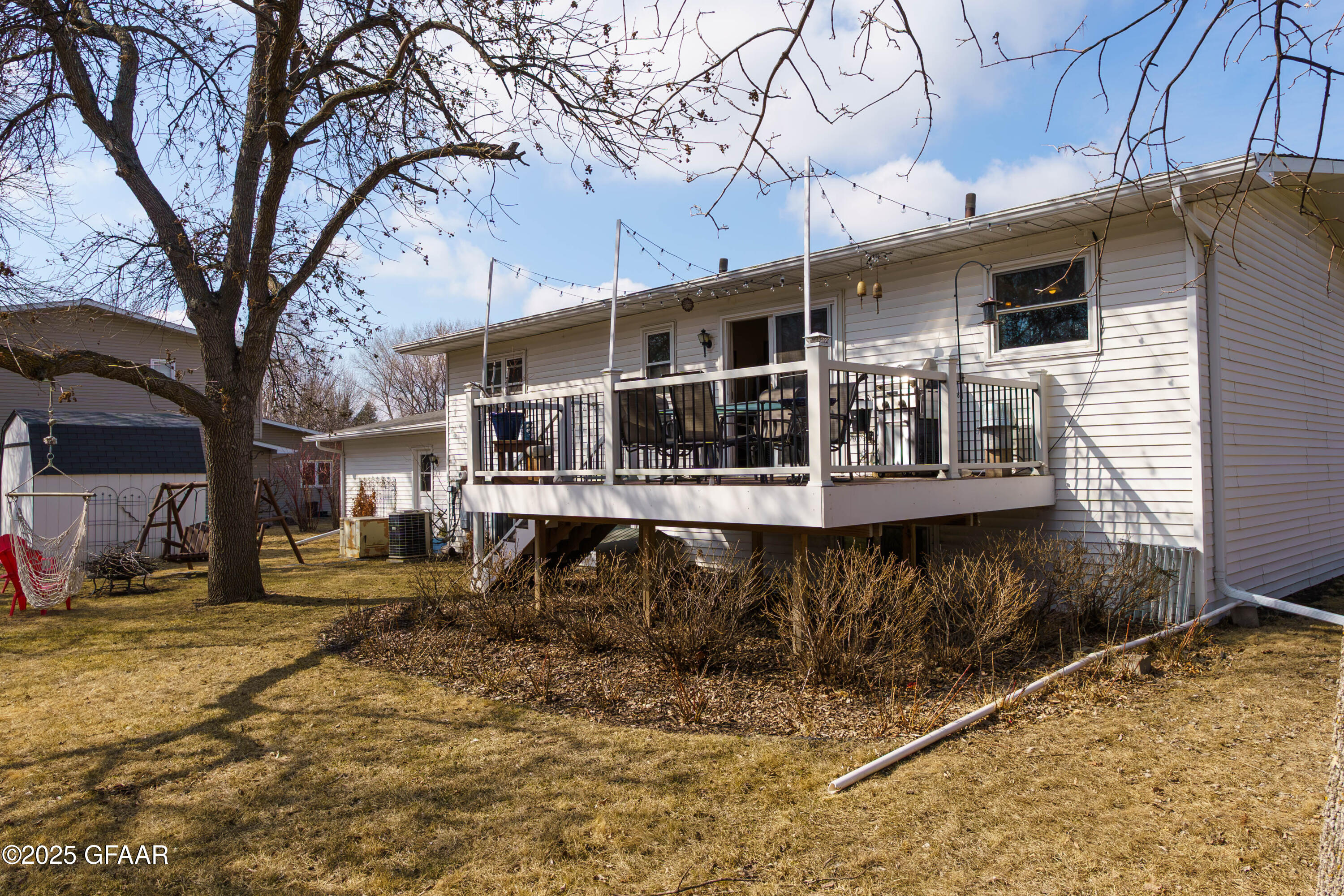 3348 ROYAL Circle