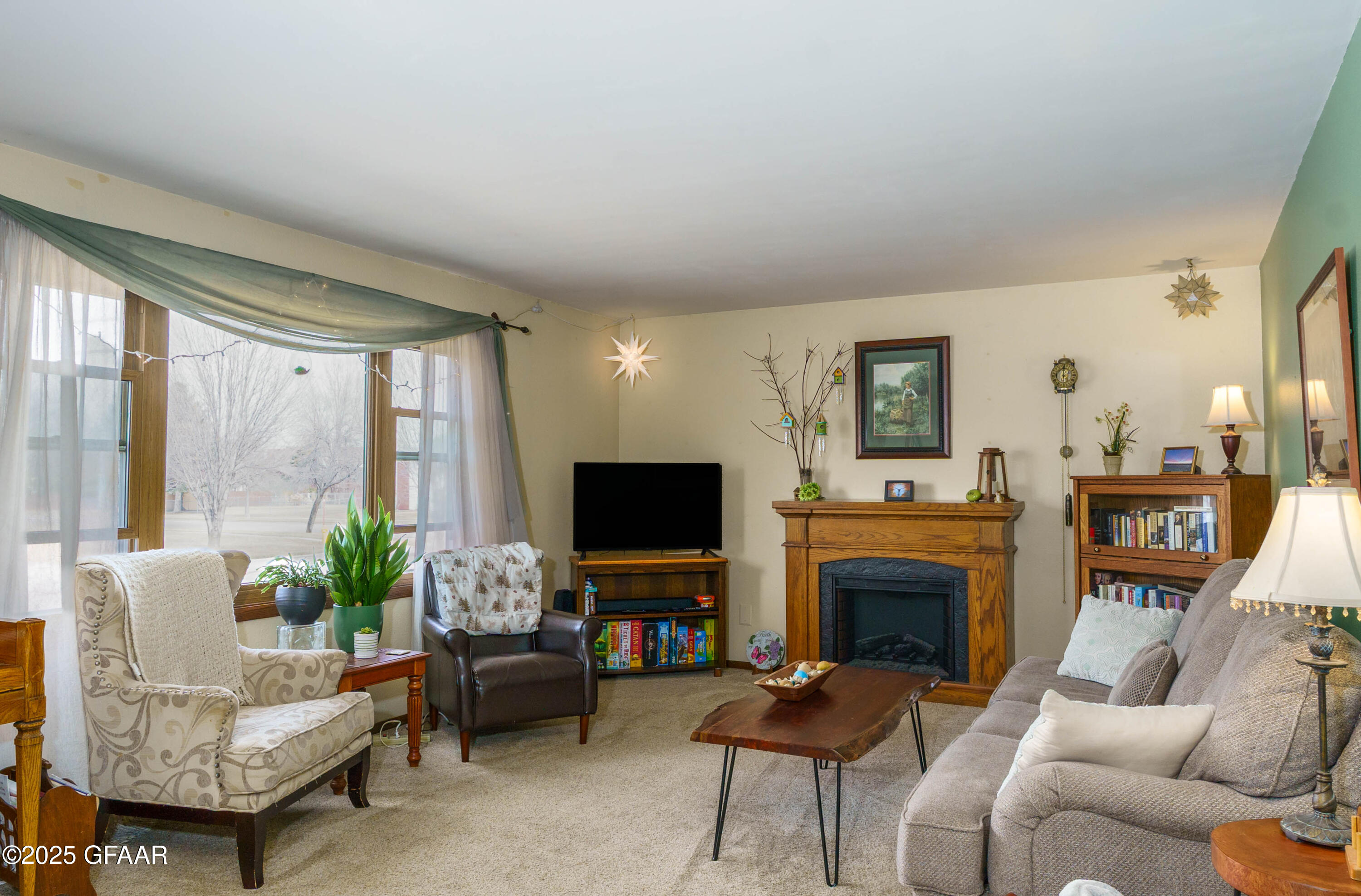 3348 ROYAL Circle