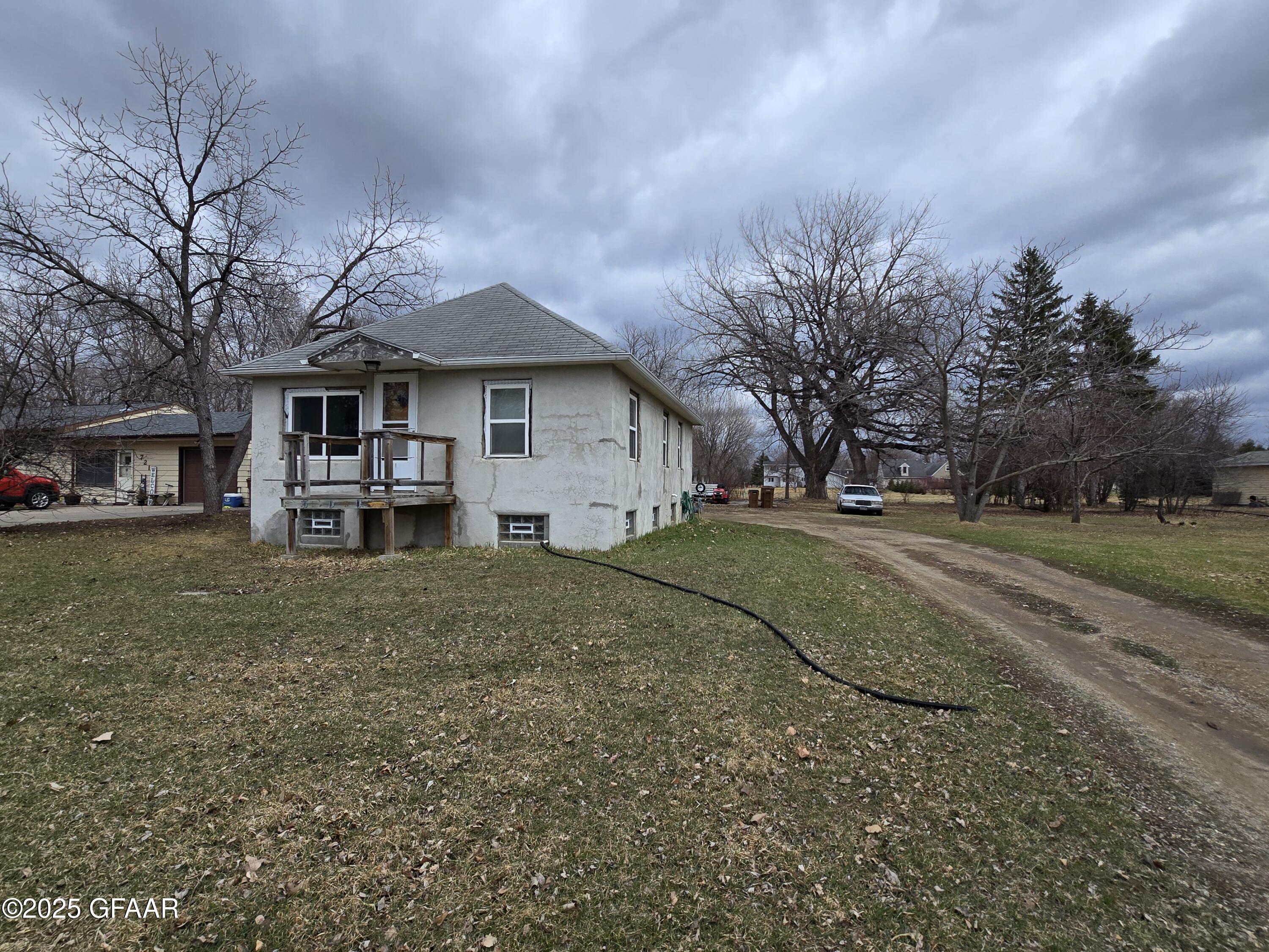 801 RHINEHART Drive SE