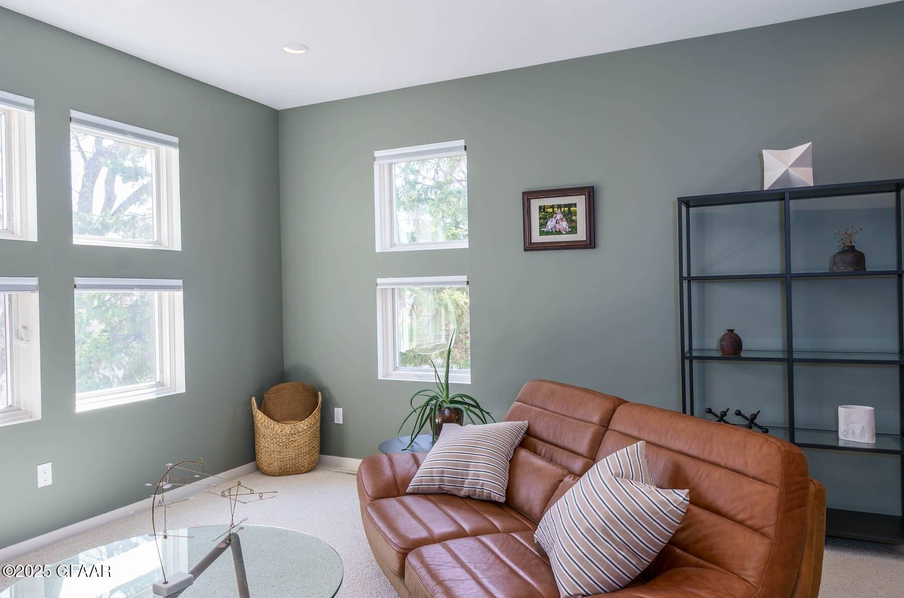 301 WOODLAND Circle