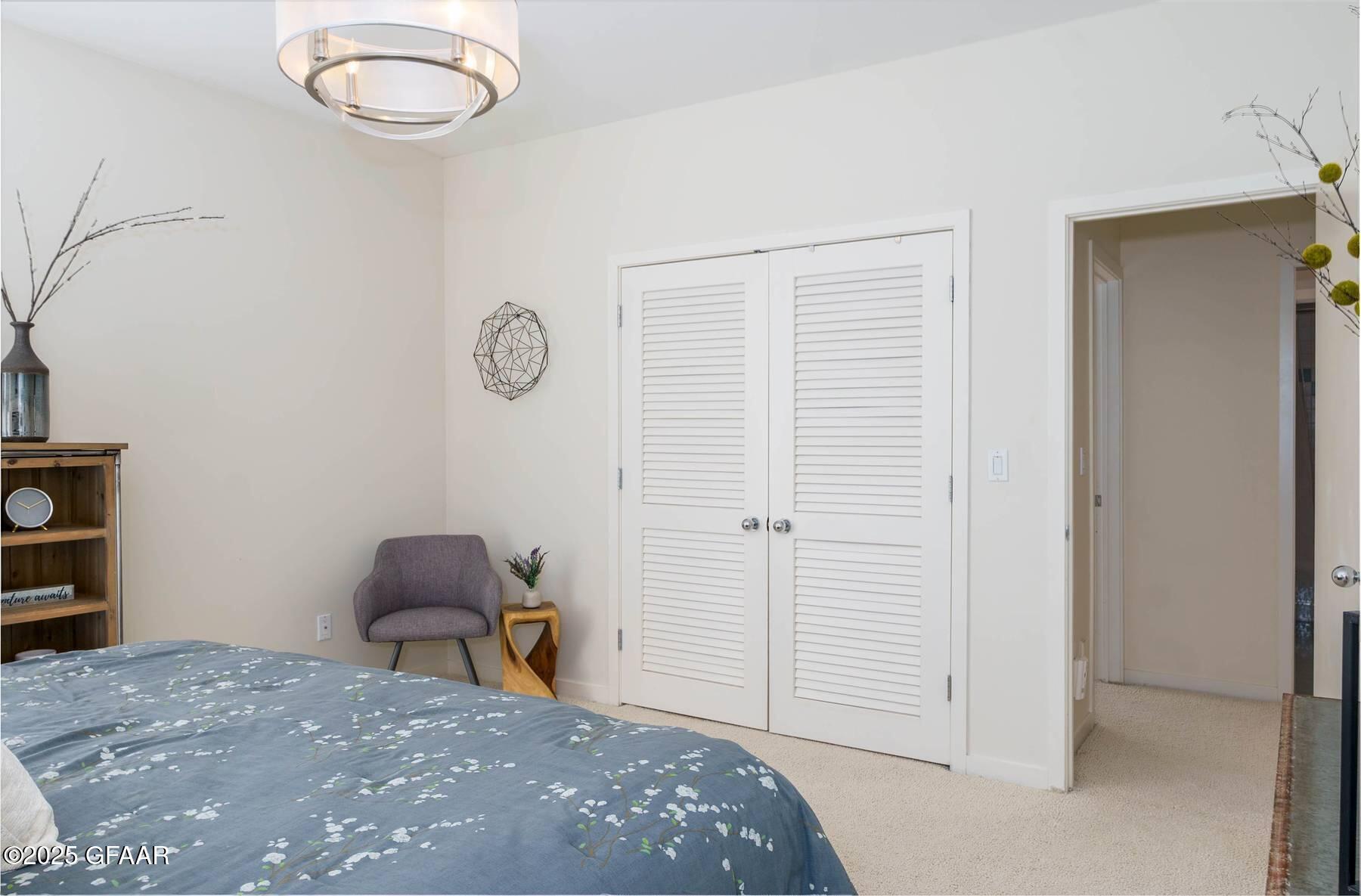 301 WOODLAND Circle