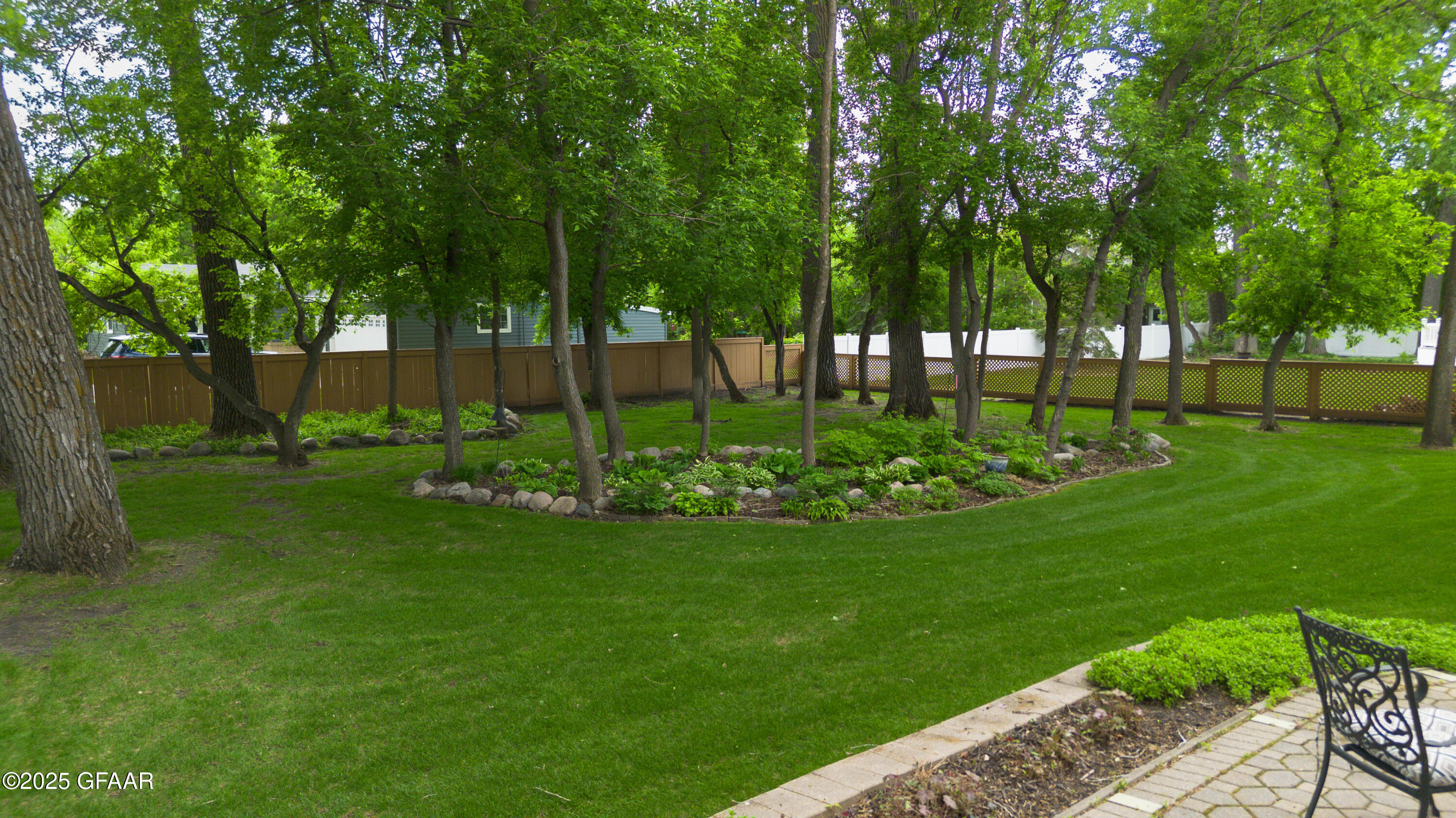 301 WOODLAND Circle